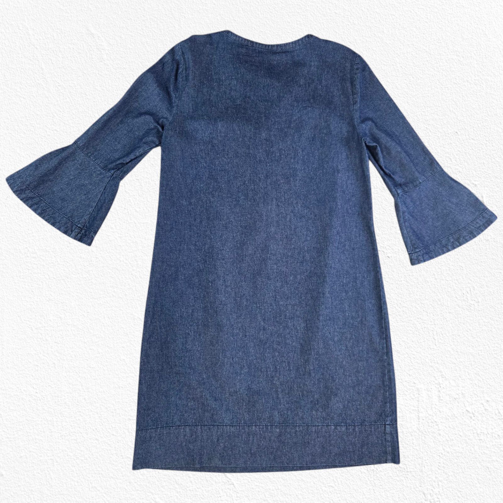 Other Draper James Denim Ruffle Front Bell Sleeve Dress Size 2 Size XS / US 0-2 / IT 36-38 - 8 Thumbnail