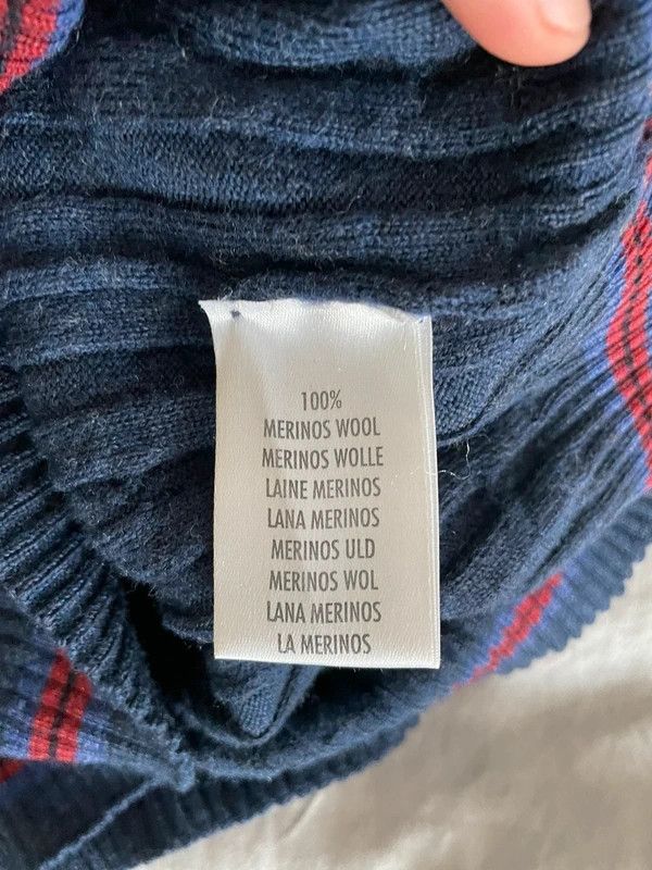 Burberry Burberry Navy Vest (L) Size US L / EU 52-54 / 3 - 3 Thumbnail