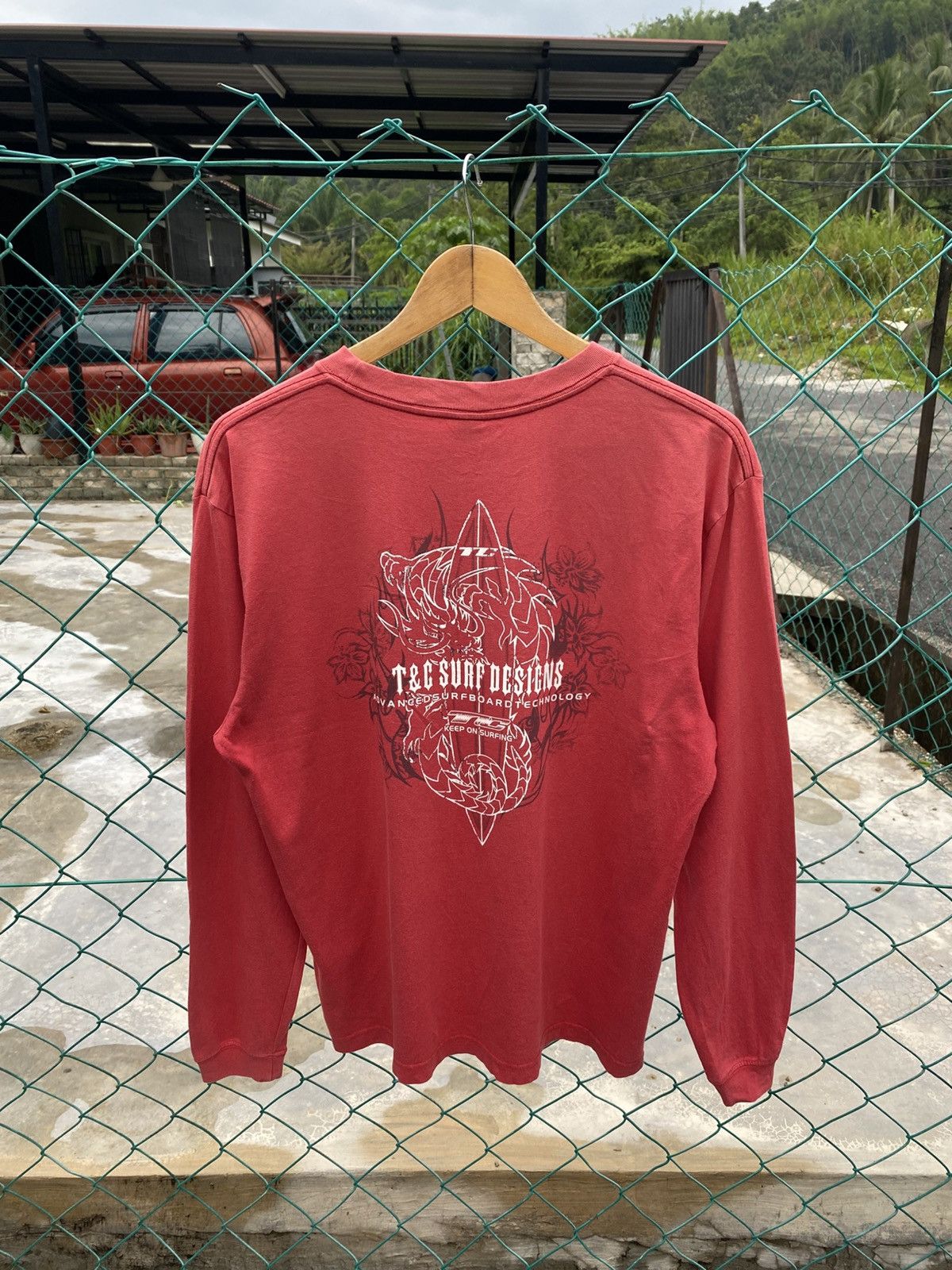 Vintage T&C surf faded red long sleeve tshirt Size US M / EU 48-50 / 2 - 2 Thumbnail