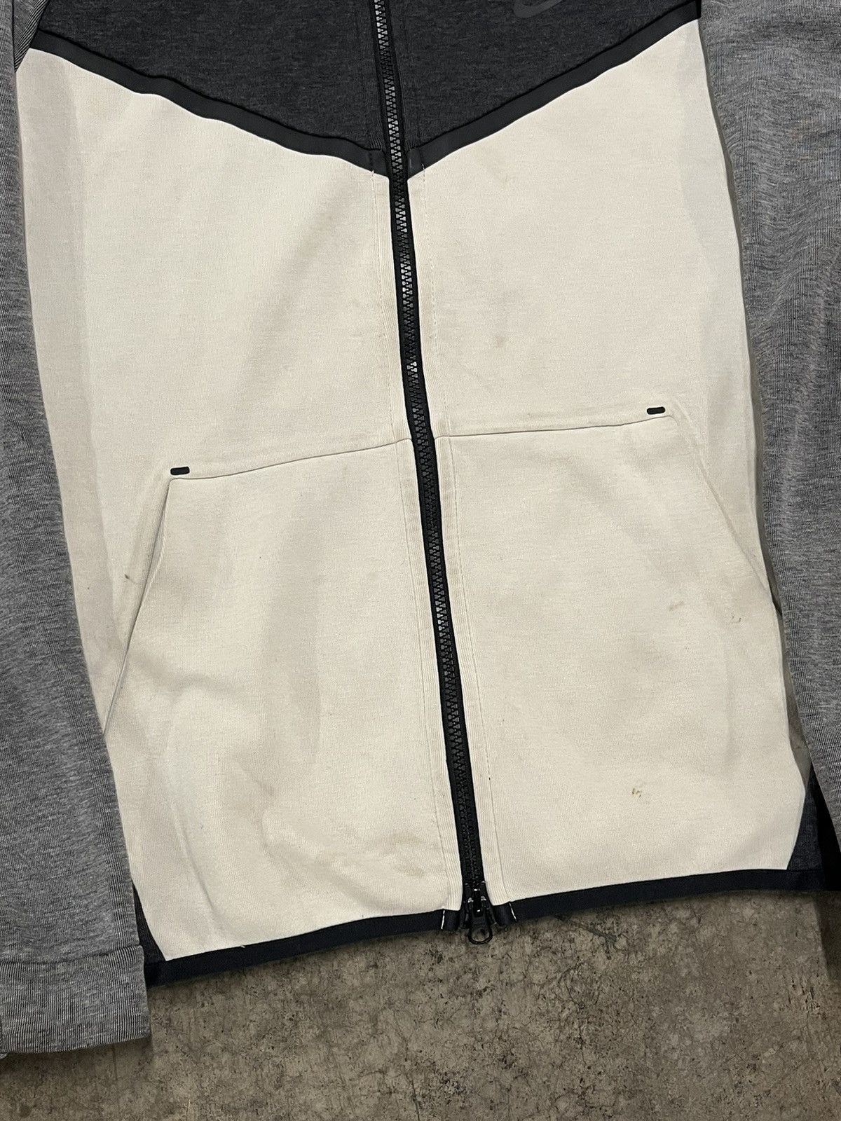 Nike Nike tech jacket streetwear hype rare drill size medium Size US M / EU 48-50 / 2 - 6 Thumbnail
