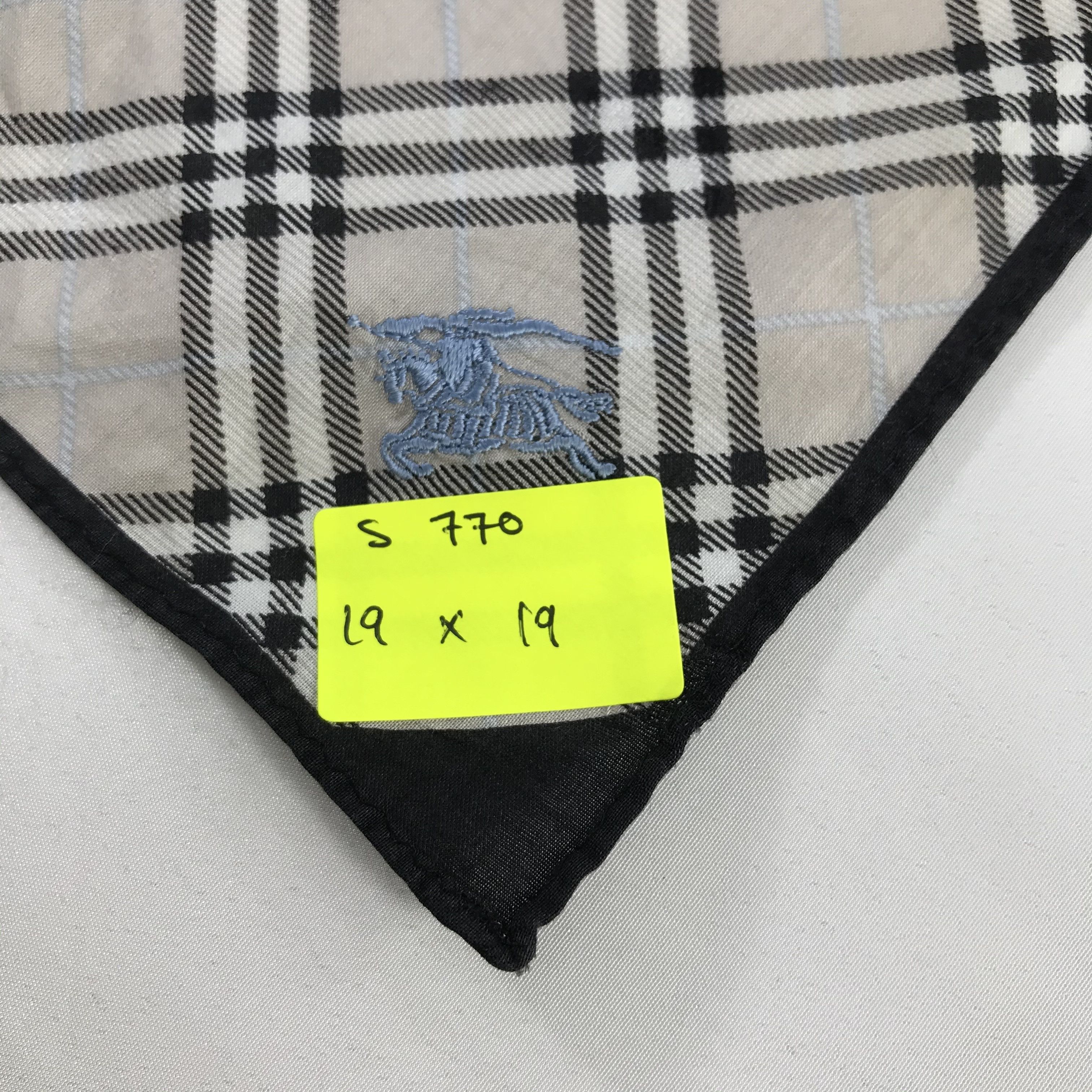 Burberry × Vintage Burberry Bandana / Handkerchief / Neckerchief - S770 Size ONE SIZE - 5 Thumbnail
