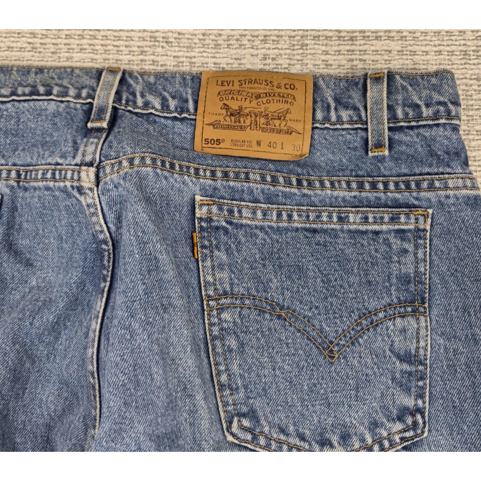 Levi's VINTAGE Levi's Jeans 505 Men's 40x30 Blue Regular Fit Straight Leg Denim Orange Tab Size US 40 / EU 56 - 4 Thumbnail