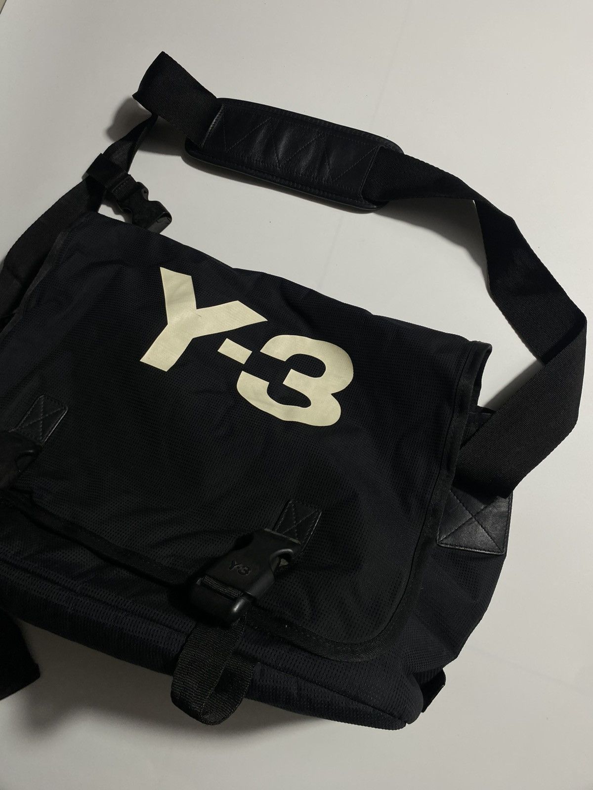 Y-3 Y-3 ADIDAS- YOHJI YAMAMOTO MESSENGER BAG Size ONE SIZE - 3 Thumbnail