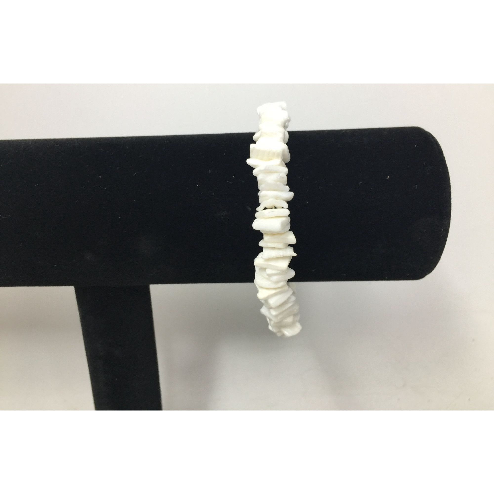 Other White Chunky Puka Shell Bohemian Style Bracelet Size ONE SIZE - 5 Thumbnail