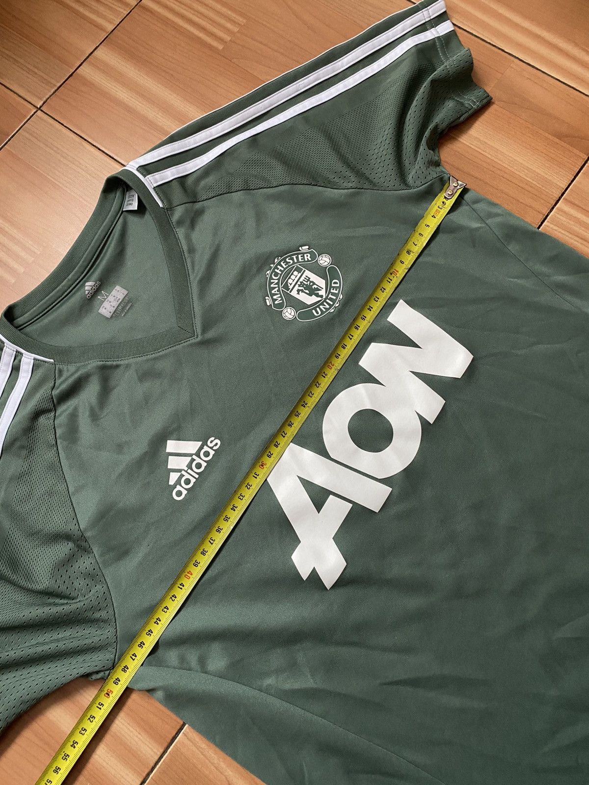 Adidas Adidas Manchester United Training Jersey Football Shirt Men Size US M / EU 48-50 / 2 - 9 Thumbnail