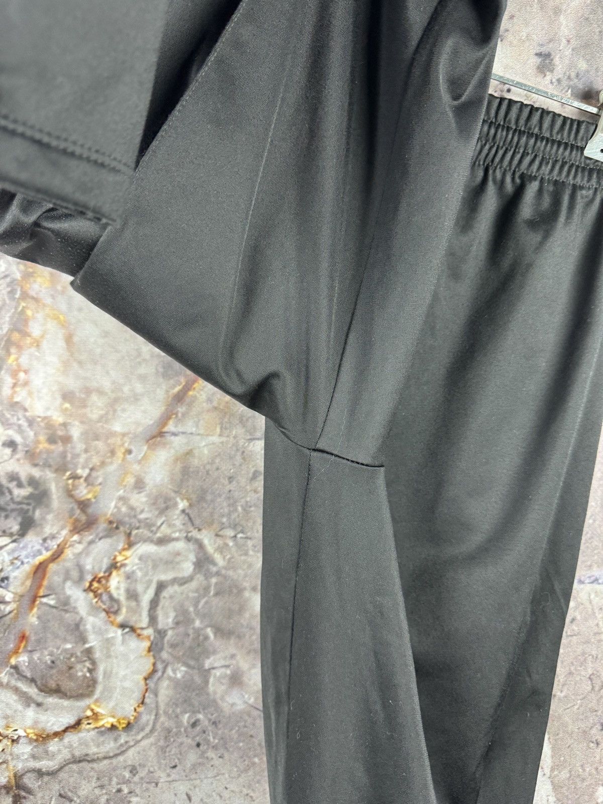 Adidas Adidas Navy Track Pants Athletic Joggers With Side Stripes Size 34" / US 12 / IT 48 - 14 Thumbnail