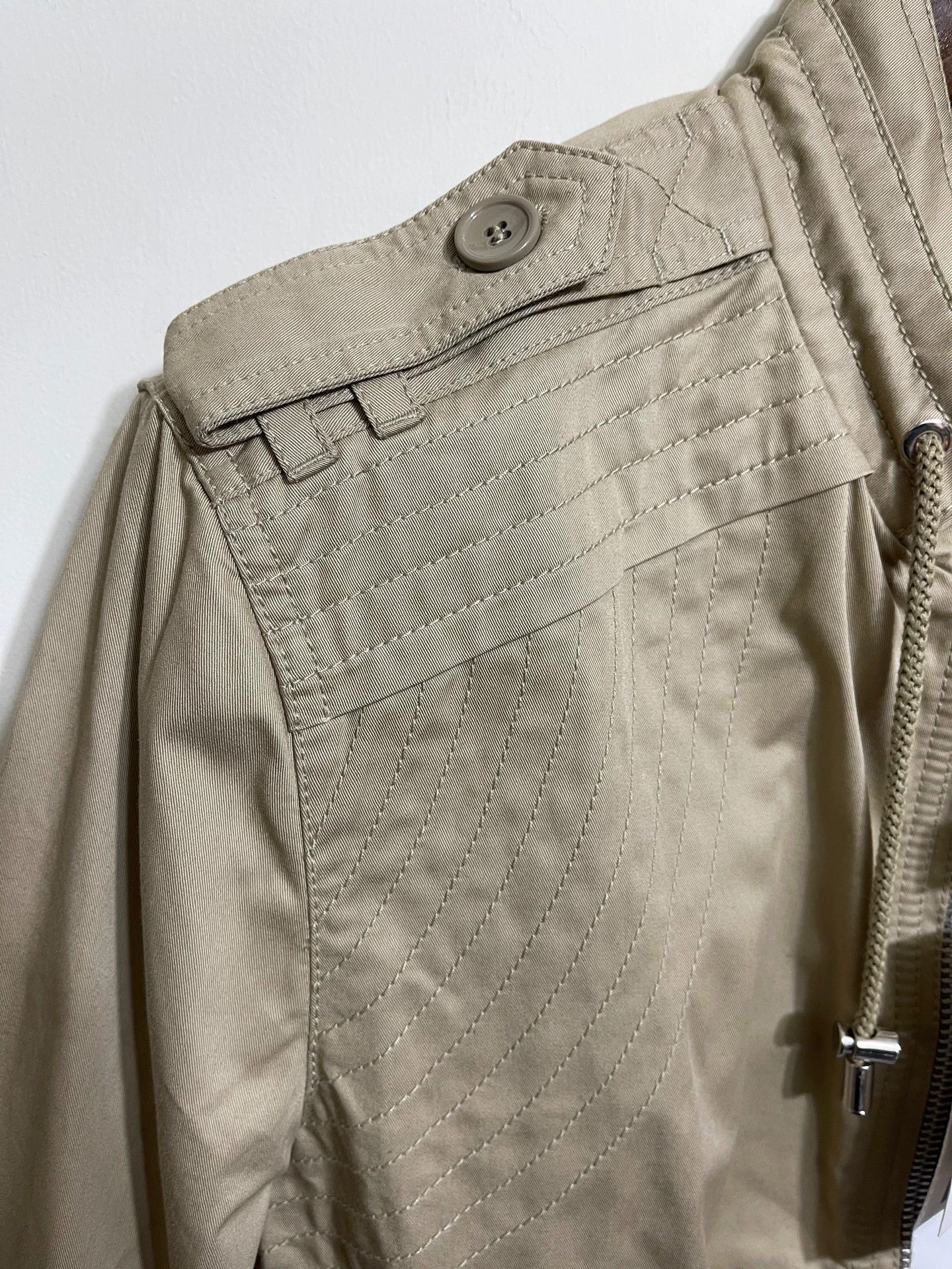 Other Beige er Jacket with Zip Front . Size US M / EU 48-50 / 2 - 4 Thumbnail