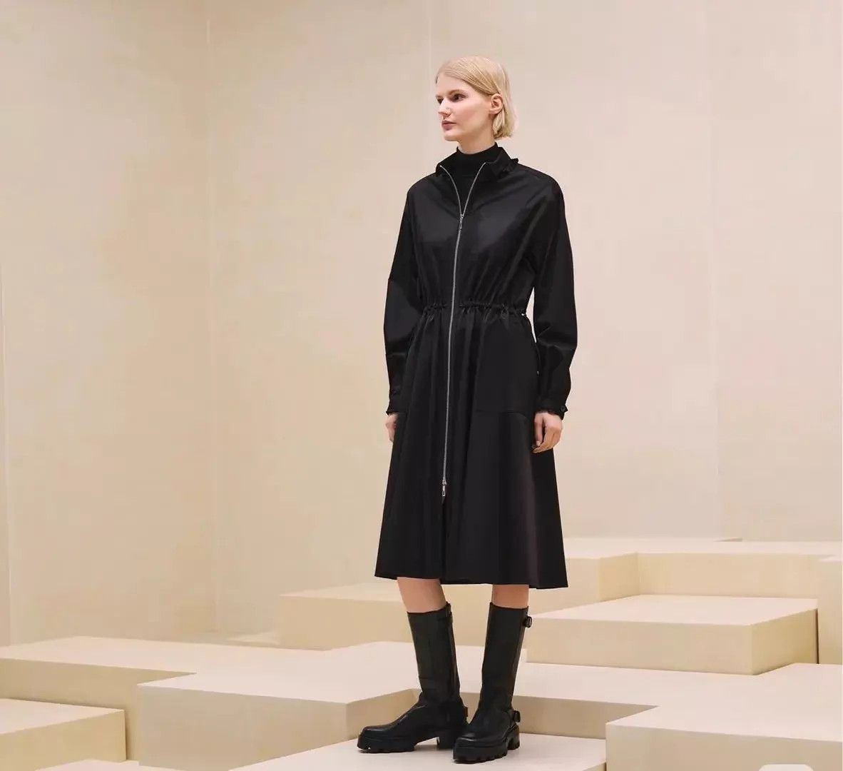 Hermes Hermès black waist-cinched dress 36 NWT Size XS / US 0-2 / IT 36-38 - 1 Thumbnail