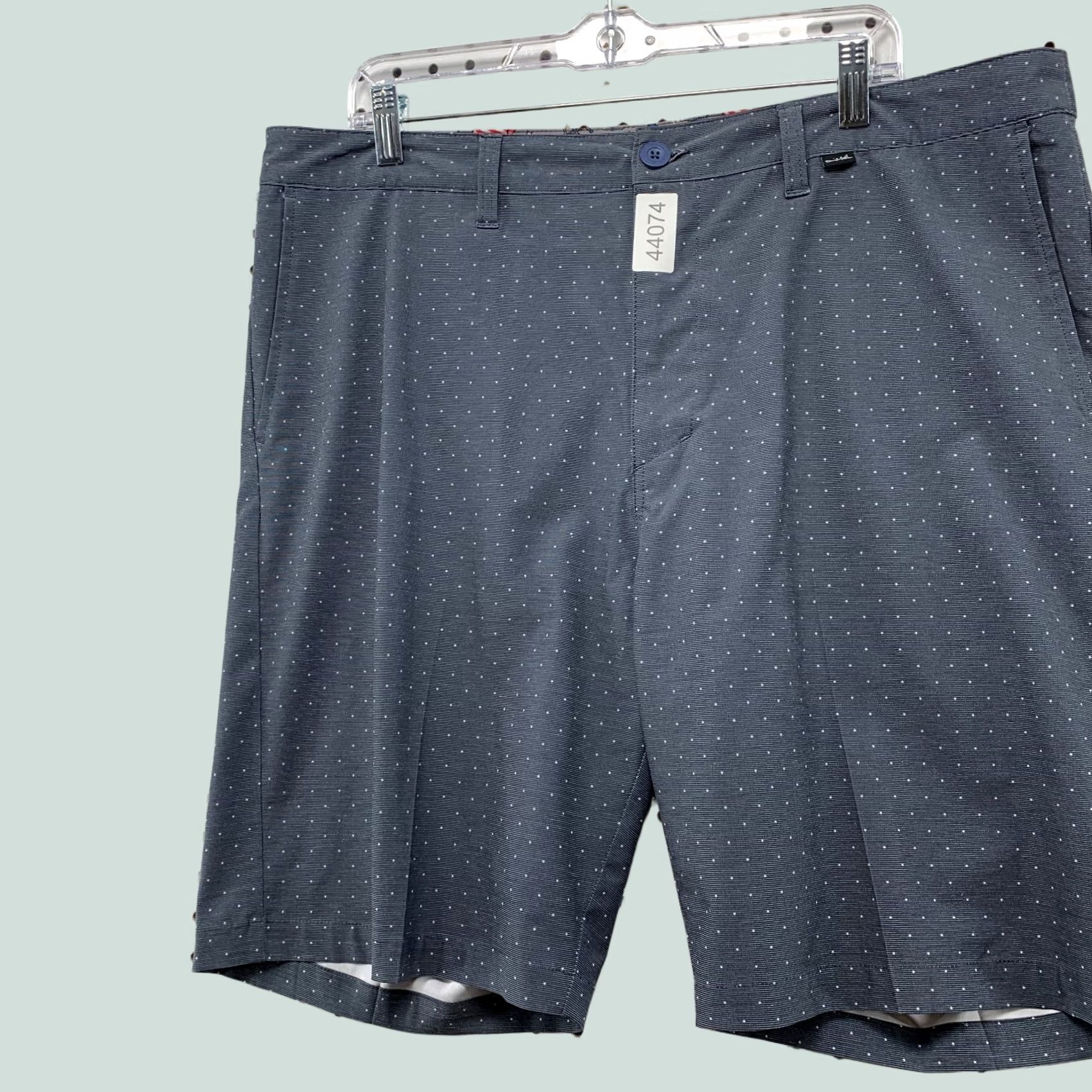 TravisMathew Travis Mathew Chino Golf Shorts Mens 38 Blue Regular Fit 38x9.5 Polka Dot Size US 38 / EU 54 - 1 Thumbnail