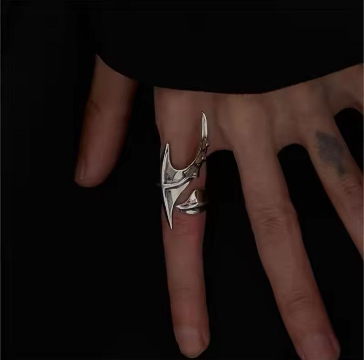 Other r Ring Unisex Hip-hop Exaggerated Opening Rings Size ONE SIZE - 2 Thumbnail
