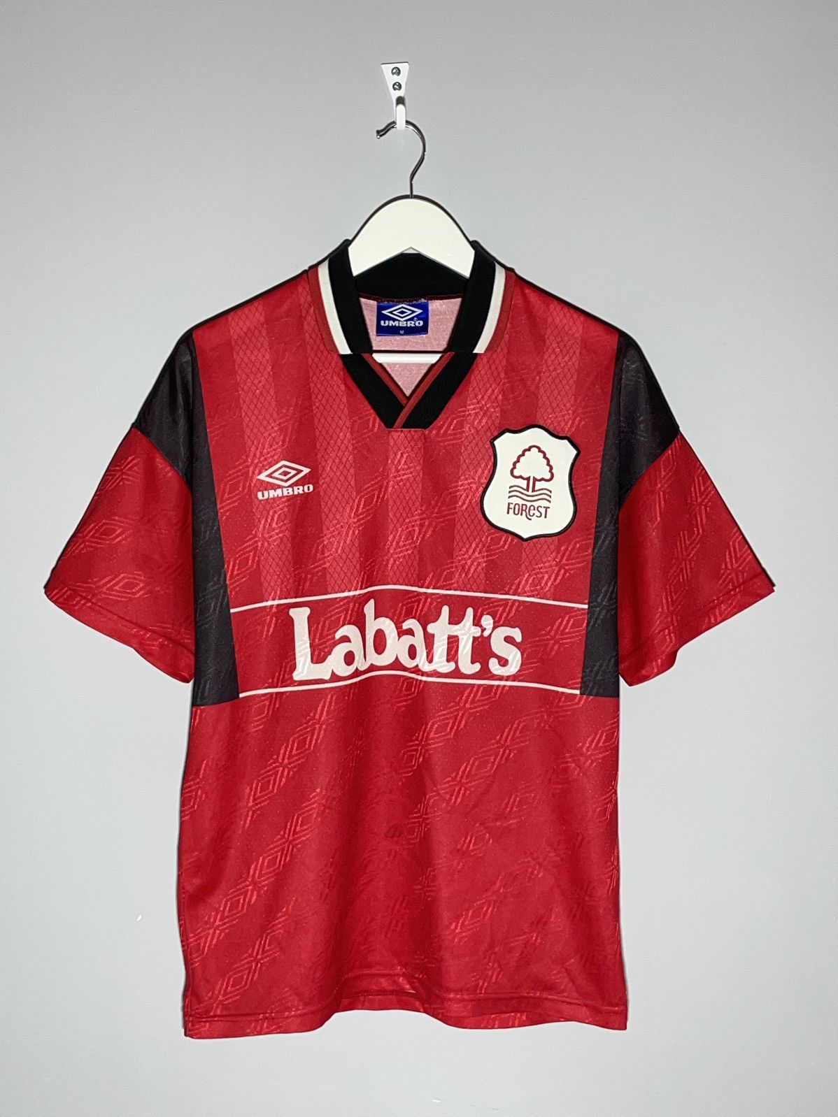 image of Soccer Jersey x Umbro Nottingham Forest Umbro 1994/95 Vintage Football Shirt in Red (Size Medium)
