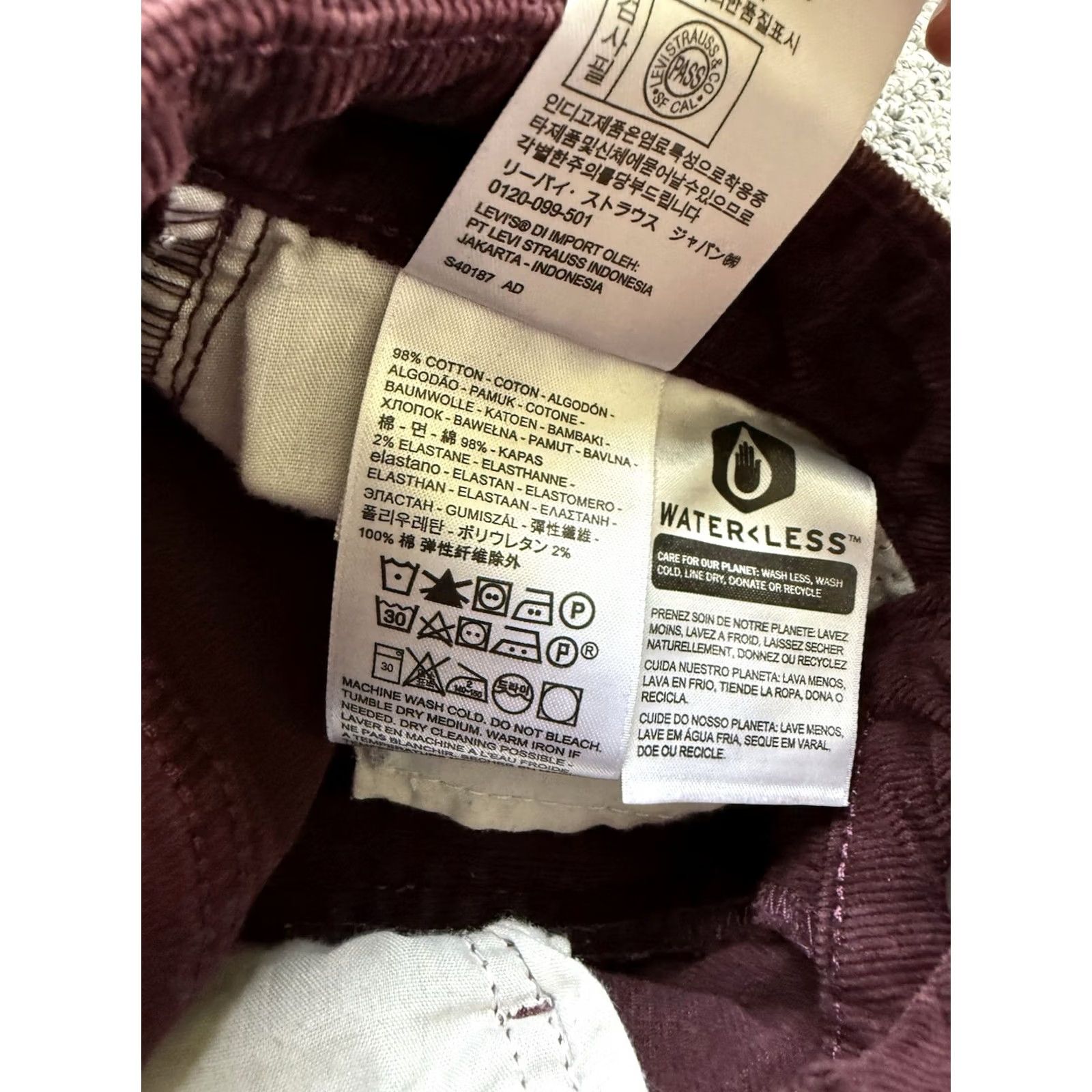 Levi's Levi's 725 Courduroy Jeans 29 Womens Burgundy Bootcut Highrise Corduroy 5-Pocket Fall Winter Spring Jeans Womens Size 29" - 6 Thumbnail