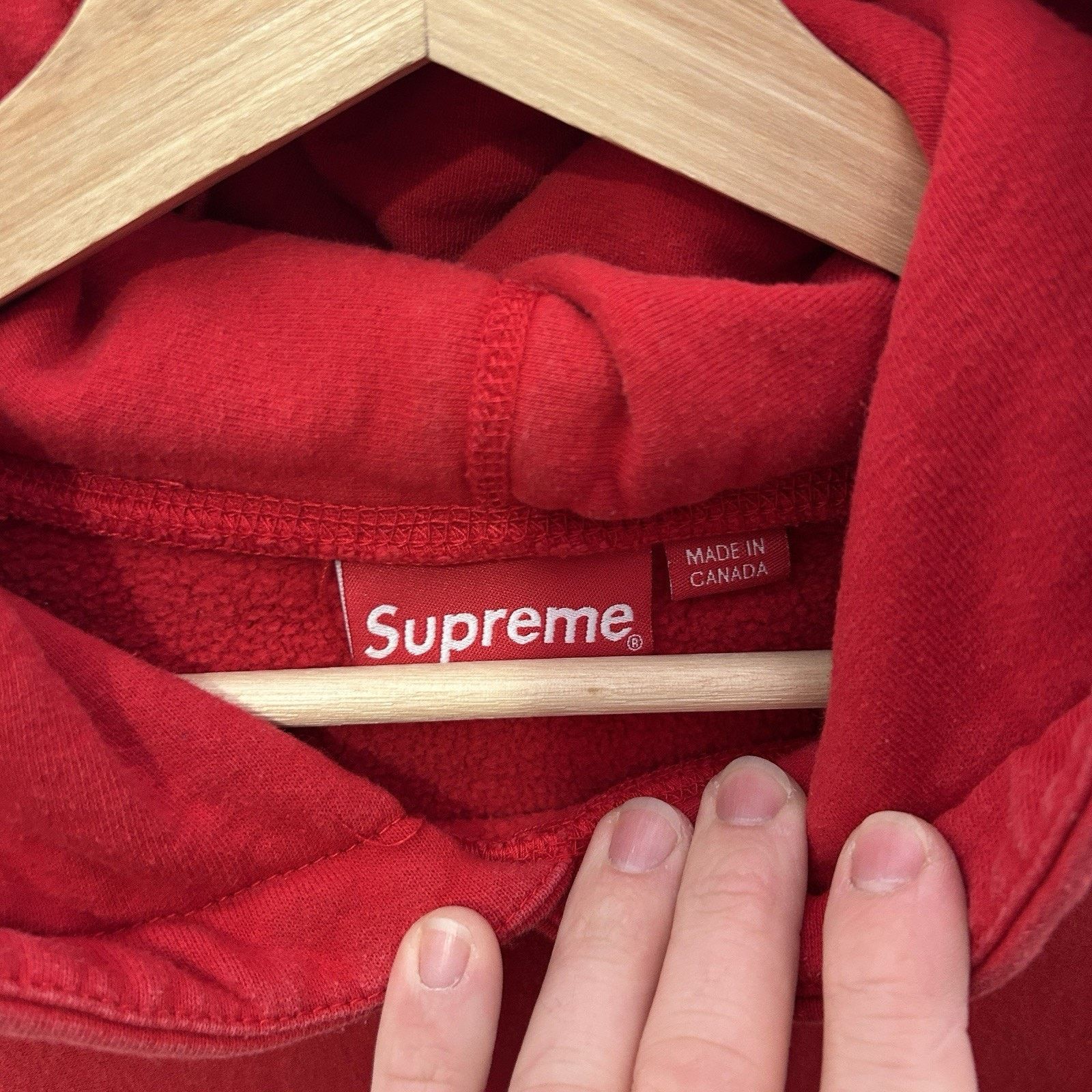 Supreme Supreme Le Luxe Hooded Sweatshirt “Red” SS19 Size US XL / EU 56 / 4 - 8 Thumbnail