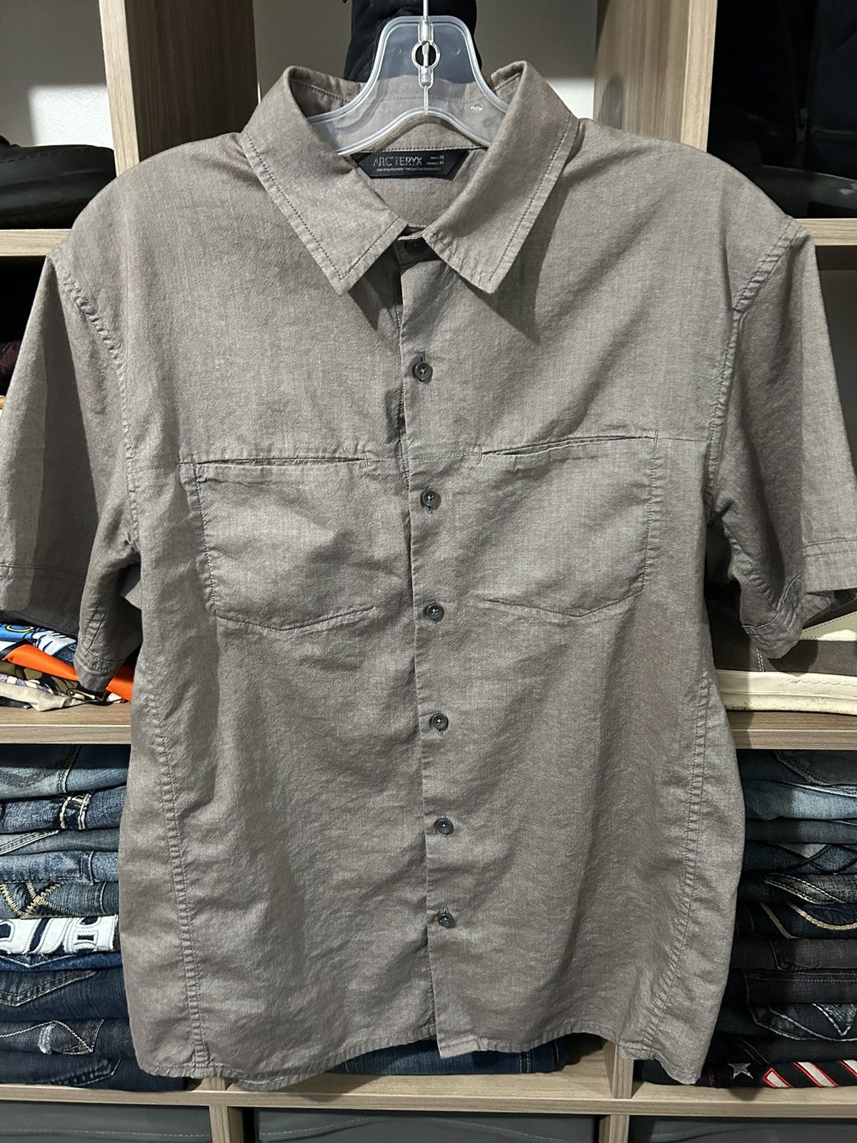 Arc'teryx Vintage Arcteryx Embroidered Short Sleeve Bouton Up Size US M / EU 48-50 / 2 - 3 Thumbnail
