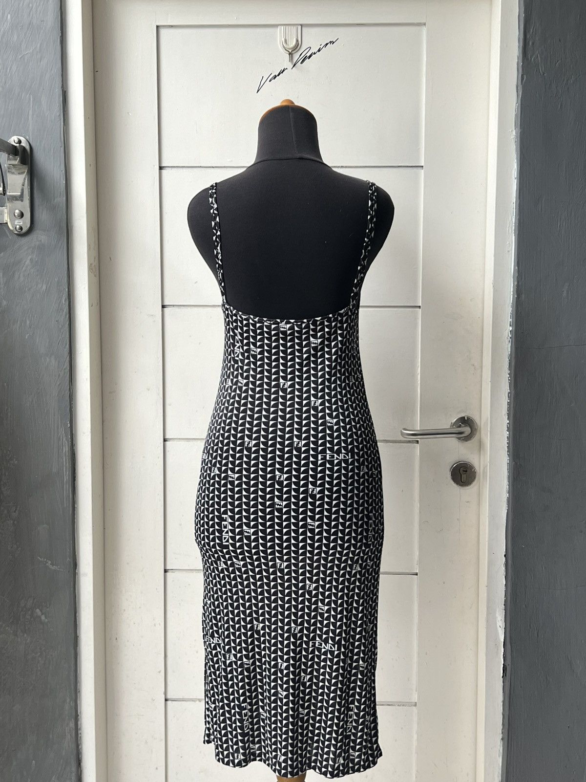 Fendi Fendi Motive Midi Dress Size XS / US 0-2 / IT 36-38 - 6 Thumbnail