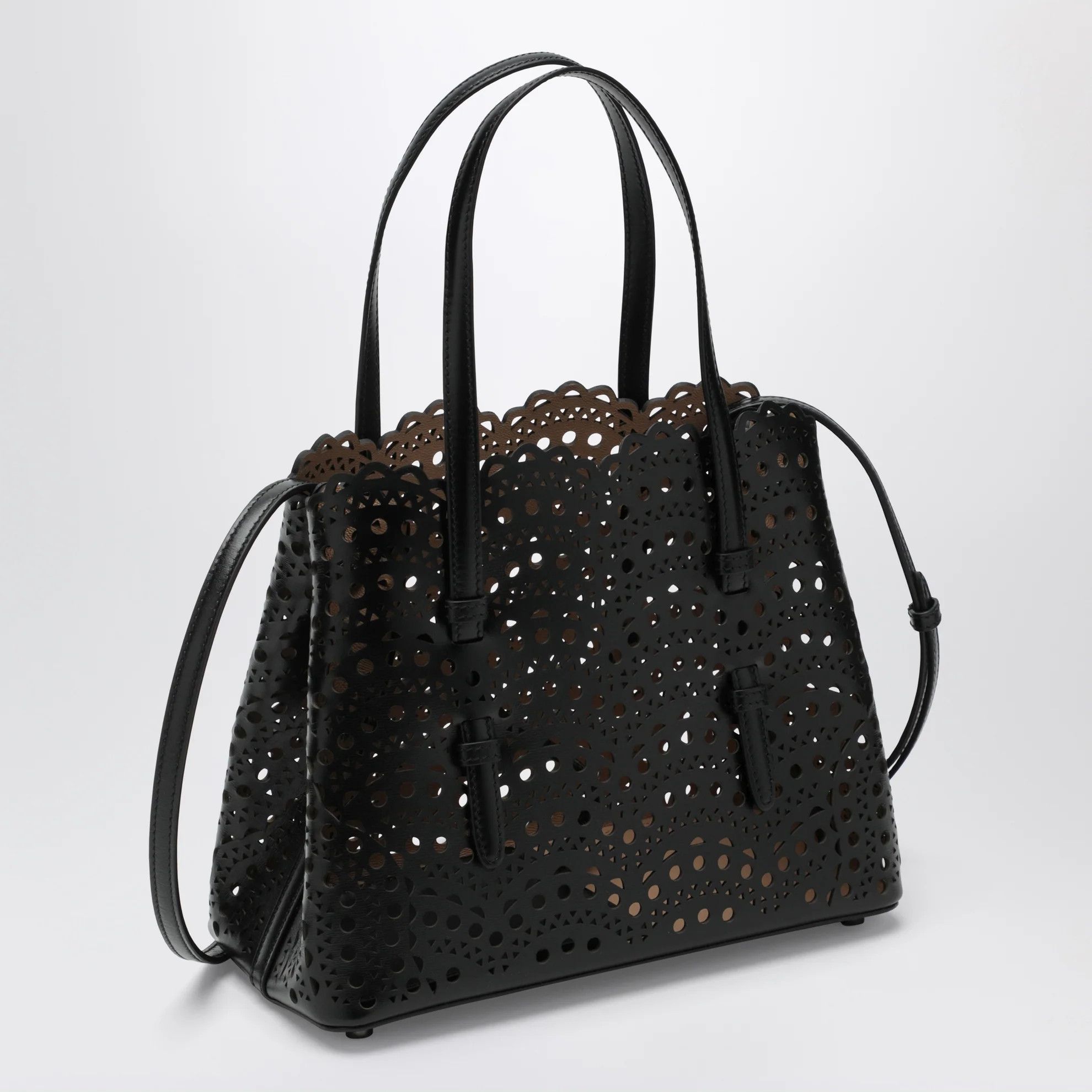Alaia o1d2blof0426 Size: OS / Calfskin Leather Handbag in Black Size ONE SIZE - 3 Thumbnail