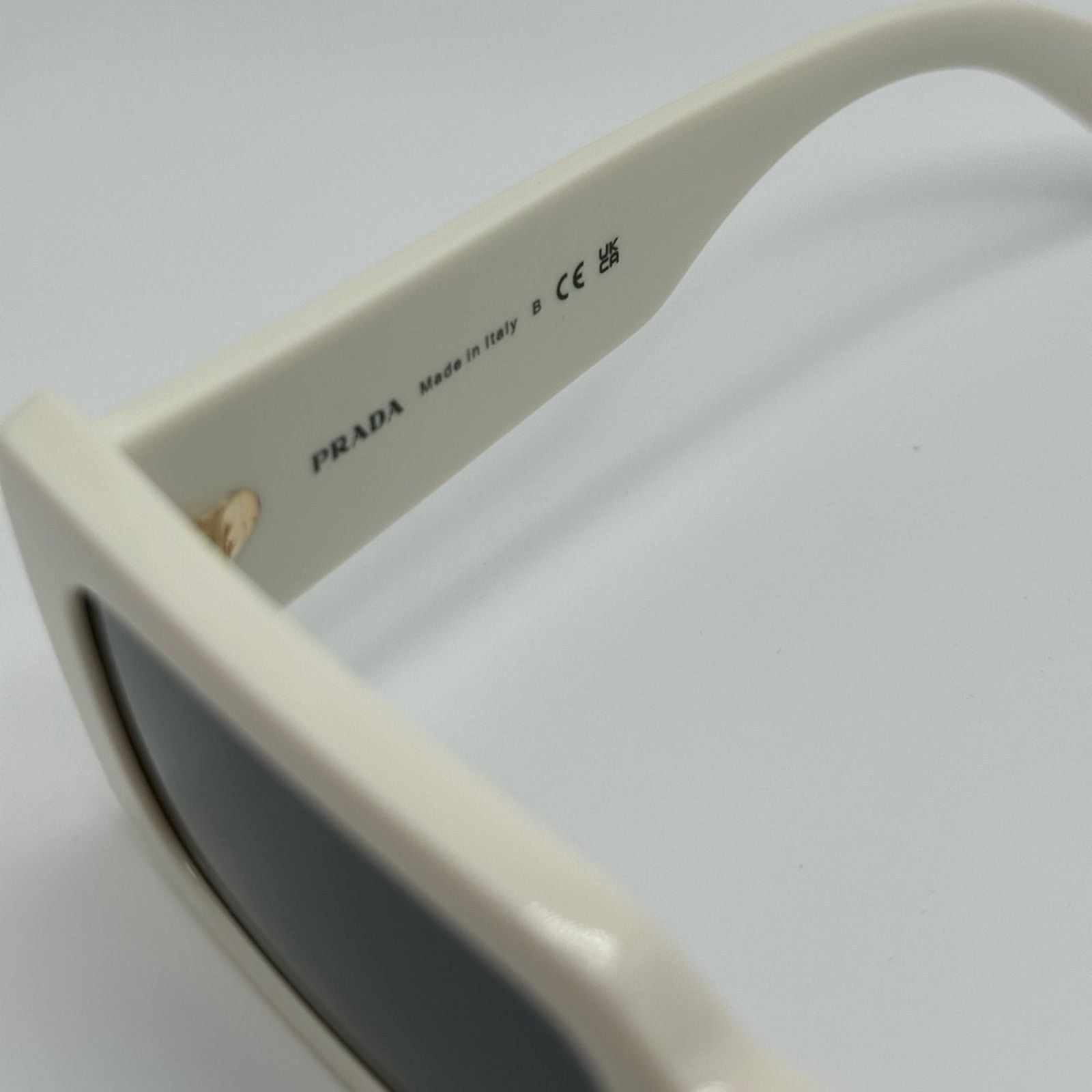 Prada NEW PRADA PRA07S 1425S0 Talc/Dark Grey Women Sunglasses Size ONE SIZE - 6 Thumbnail