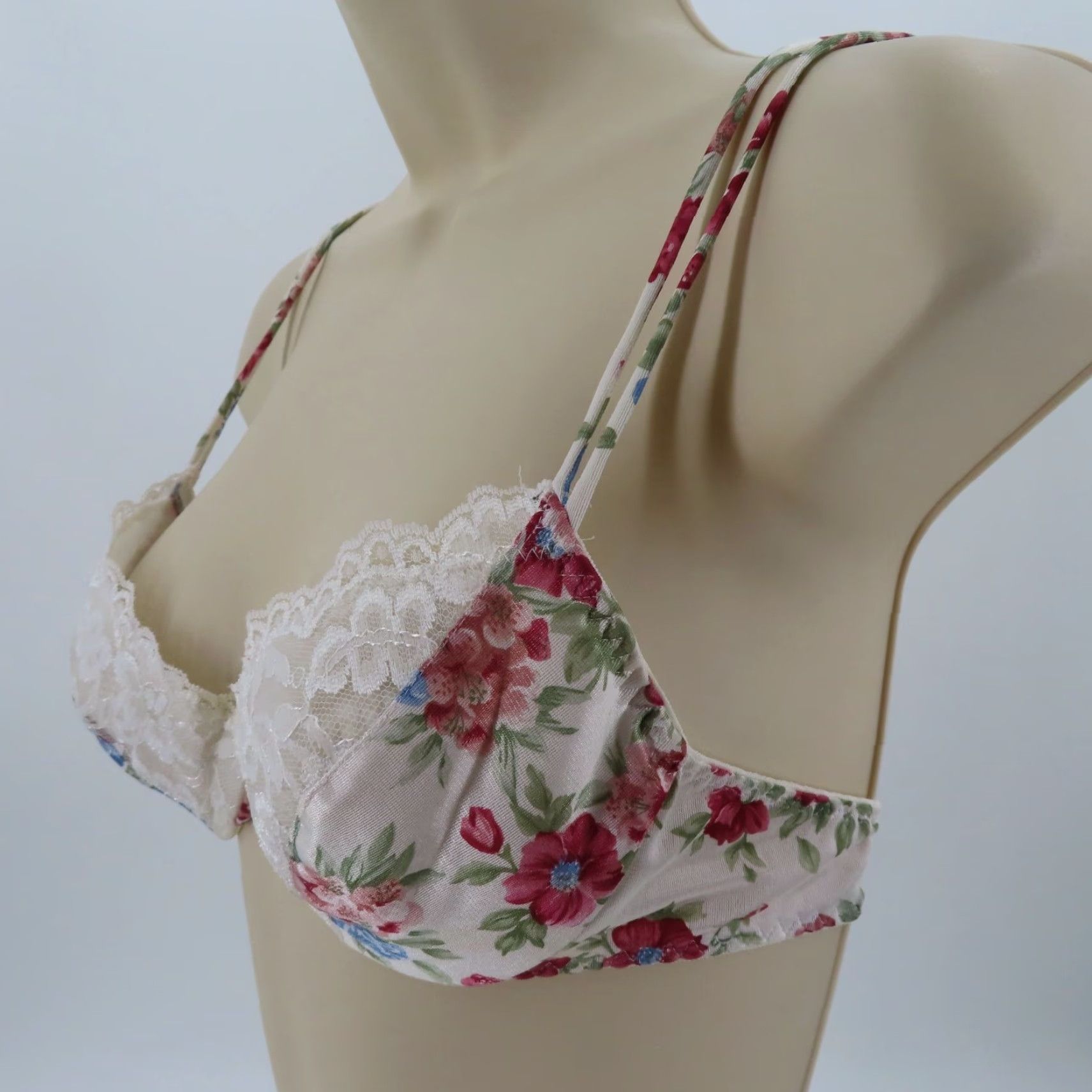 Vintage VINTAGE Jaclyn Smith Bra Underwire Padded Floral Print 34B Women Shirt Style Ladies Menus Size ONE SIZE - 5 Thumbnail