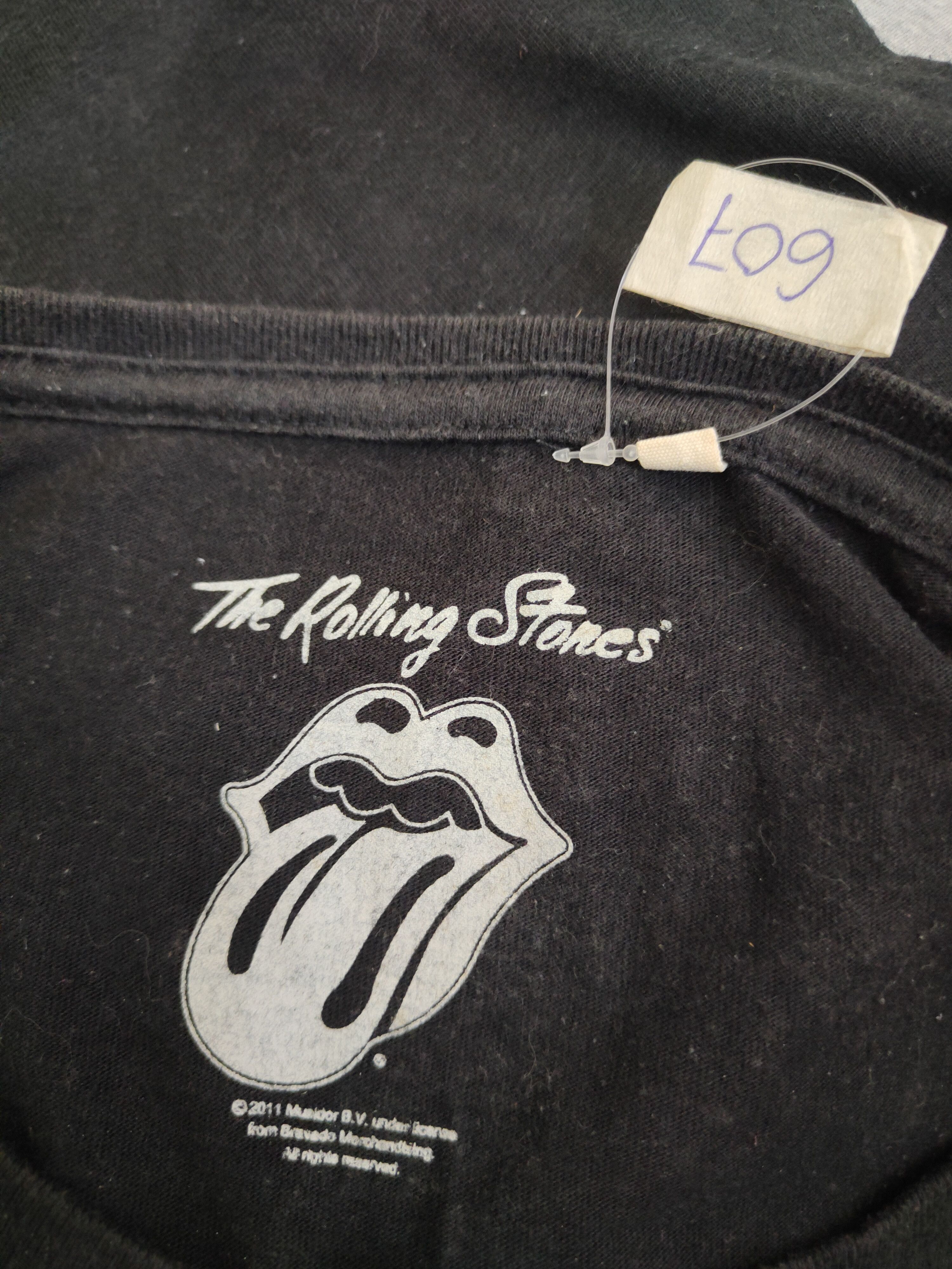 Band Tees DL The Rolling Stones Black Short Sleeve T-shirt #607 Size M / US 6-8 / IT 42-44 - 13 Thumbnail
