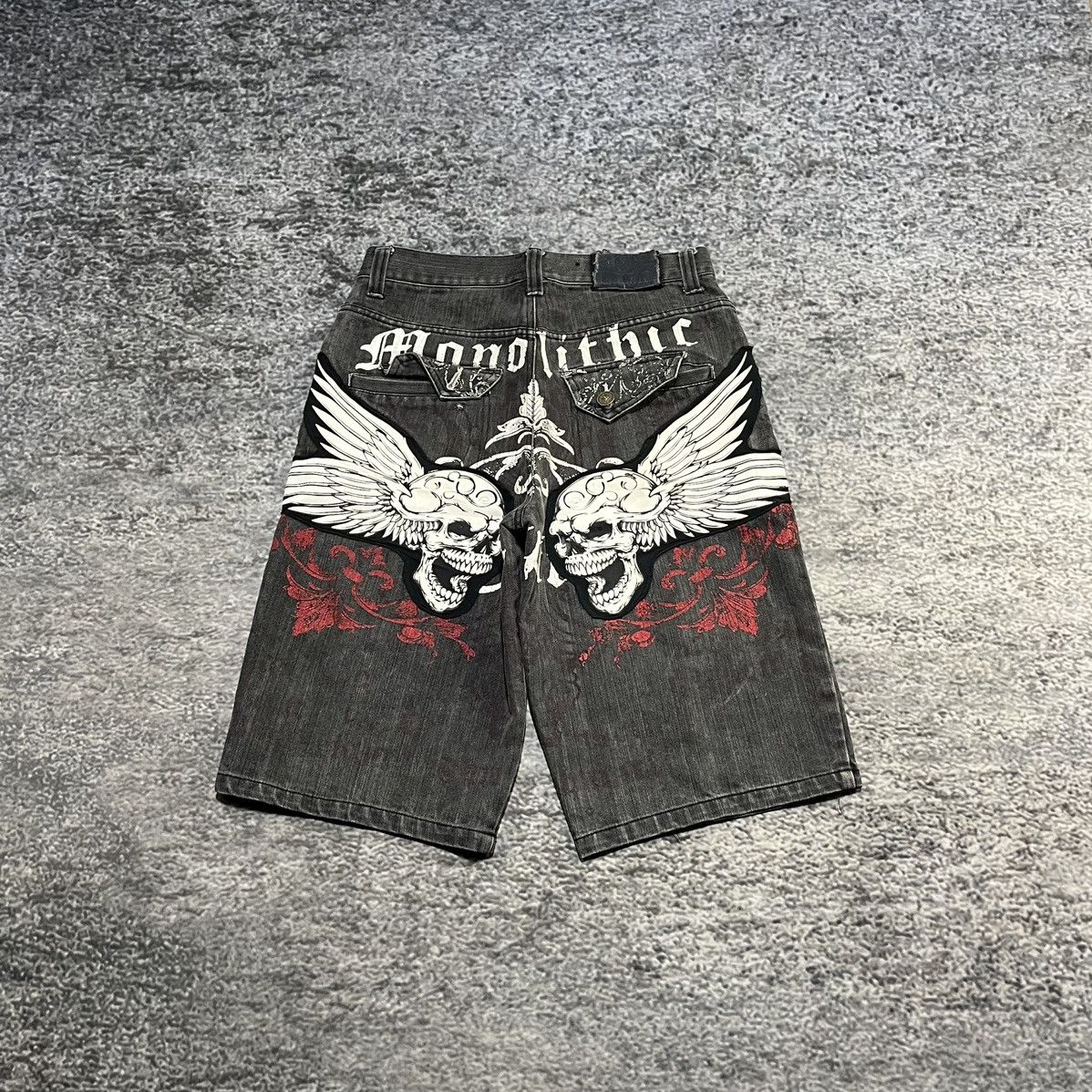 Vintage Vintage Y2K Skull Wings Baggy Jorts Grunge Skater Shorts Size US 32 / EU 48 - 1 Thumbnail