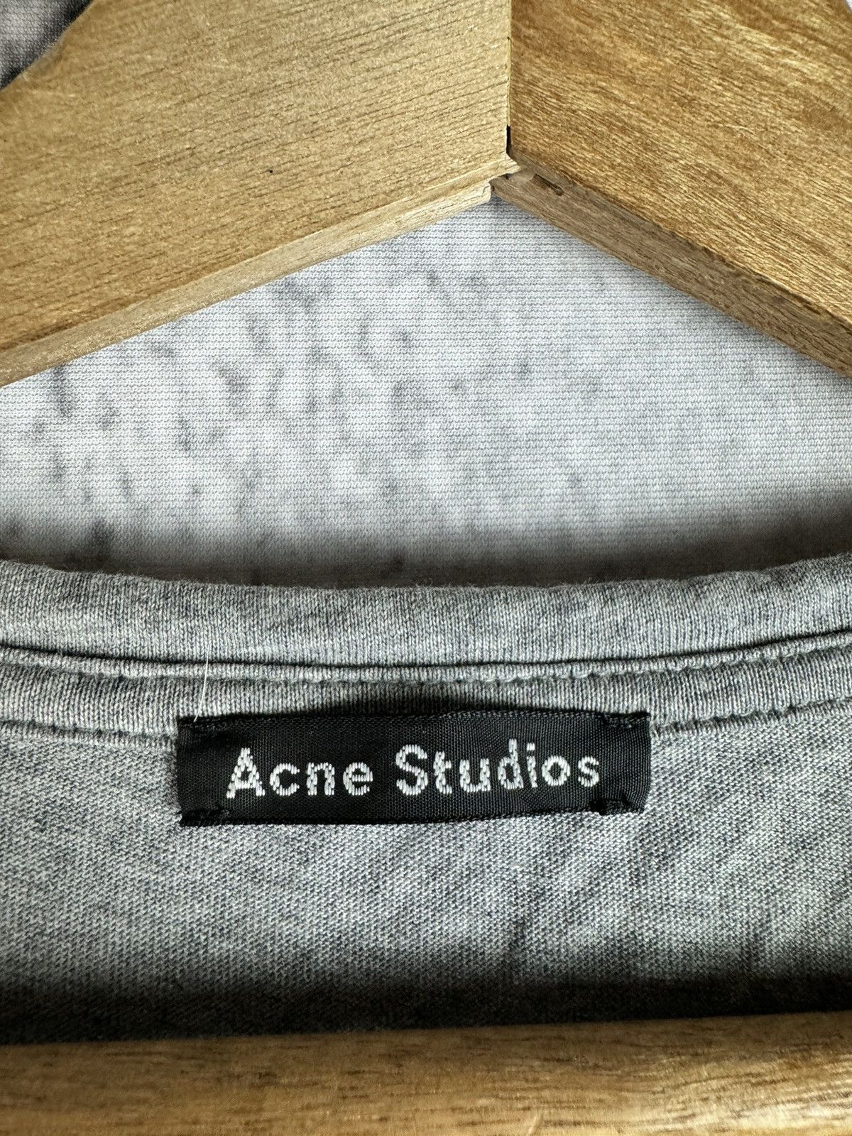 Acne Studios Acne Studios nash face t shirt rare designer Size US M / EU 48-50 / 2 - 3 Thumbnail