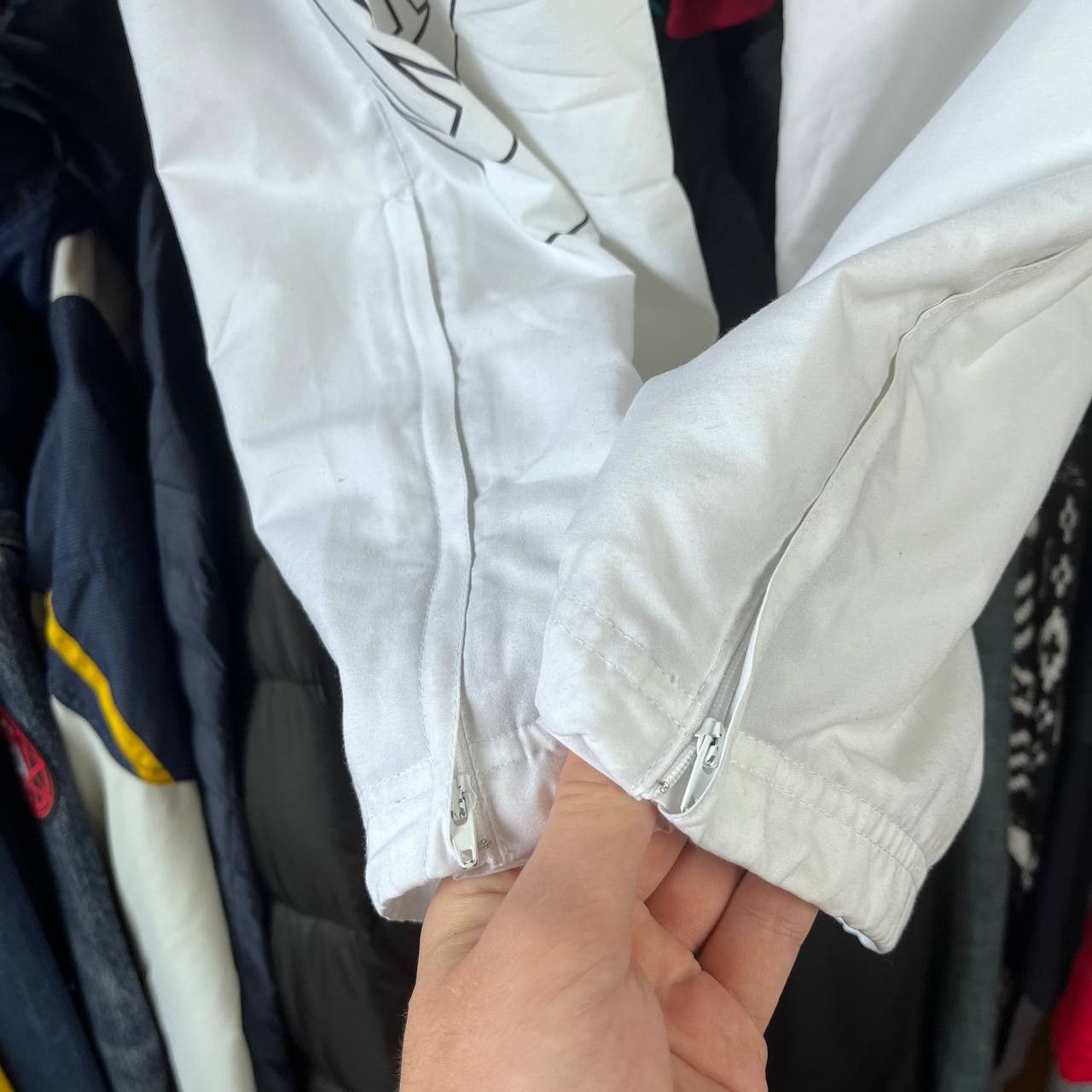 Nike Vintage Nike Big Logo Baggy Relaxed Nylon White Track Pants Size US 32 / EU 48 - 7 Thumbnail