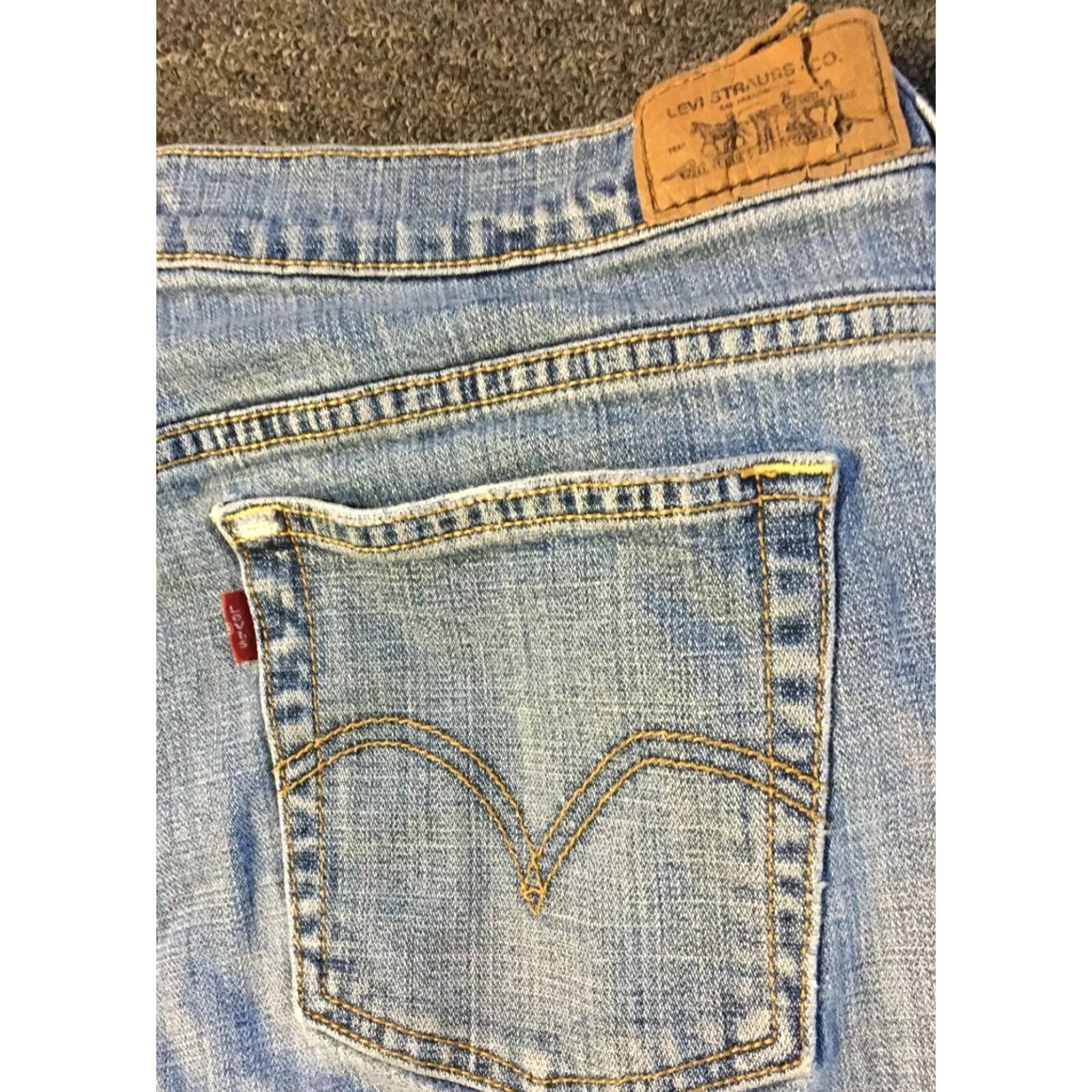 Levi's VINTAGE Levi's 505 Straight Leg Jeans 16M 36/31 Pants Women Blue Regular 31 Inseam Grunge 80s 90s Rock 501 525 Jeans Size 38" / US 16 / IT 52 - 2 Thumbnail