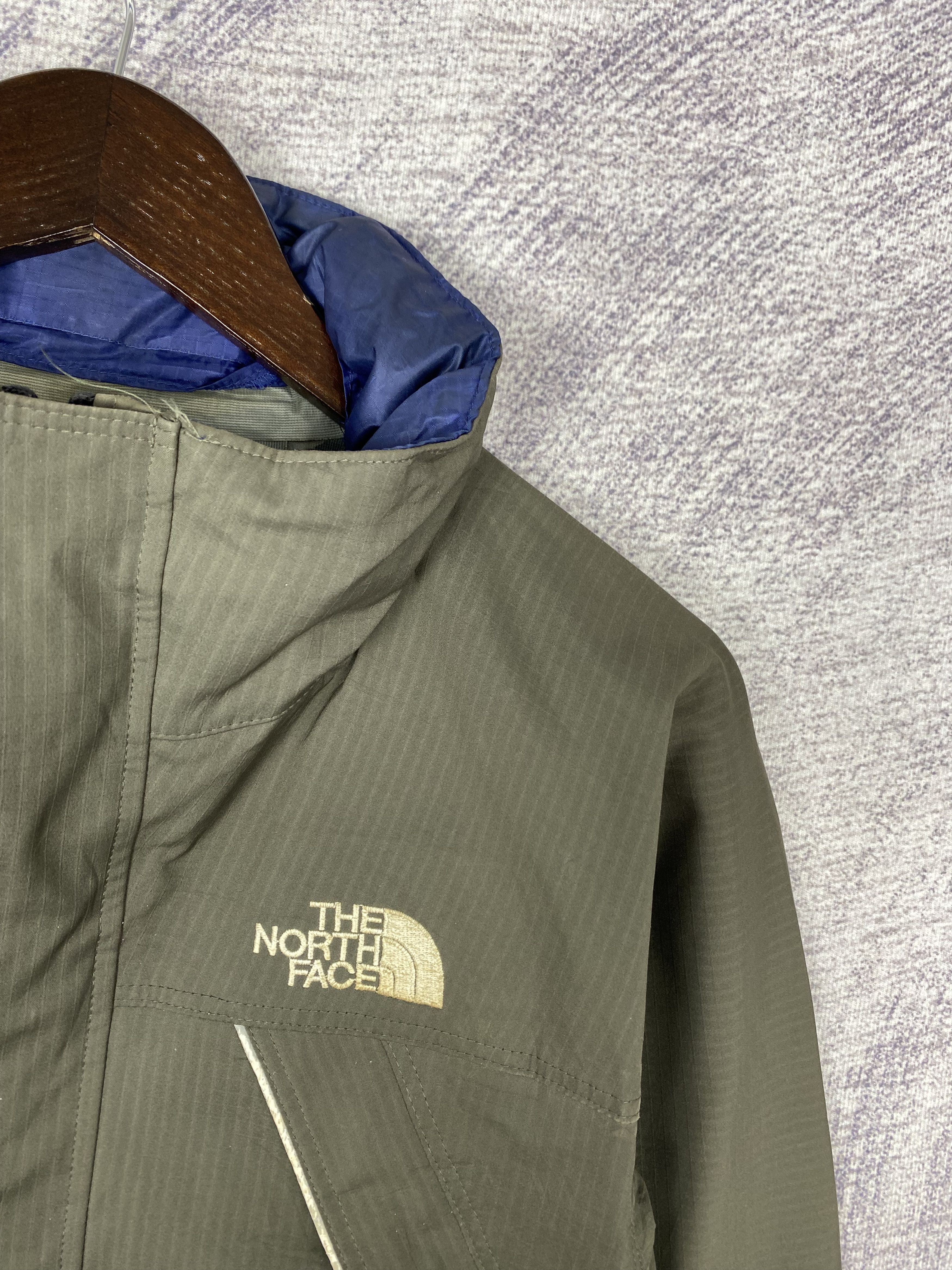 The North Face Vintage The North Face Zip Up Light Jacket Size US M / EU 48-50 / 2 - 3 Thumbnail