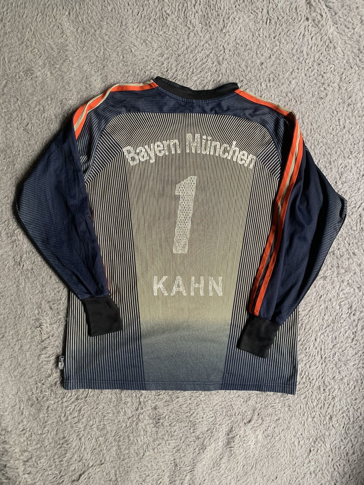 Vintage Vintage 00s 2003-04 Bayern Munich GK Jersey Longsleeve Size US L / EU 52-54 / 3 - 15 Thumbnail