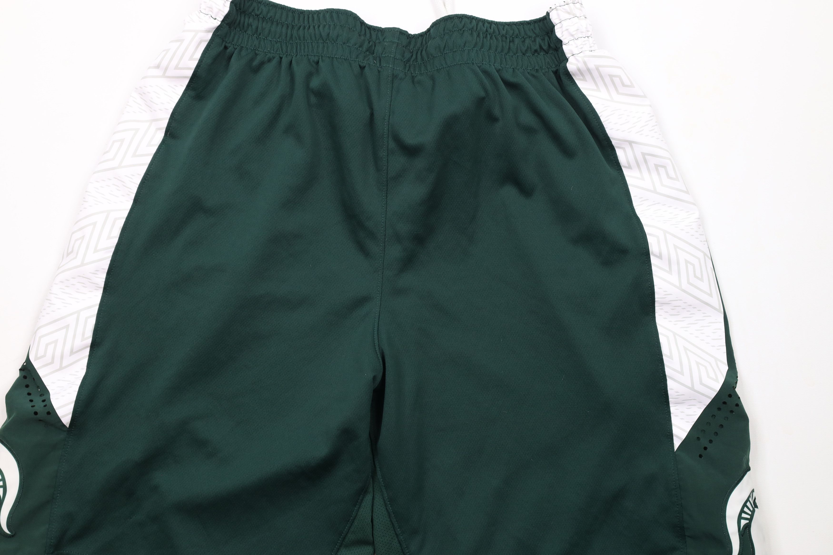 Nike × Vintage Nike Authentics Heavyweight University Basketball Shorts Size US 34 / EU 50 - 11 Thumbnail