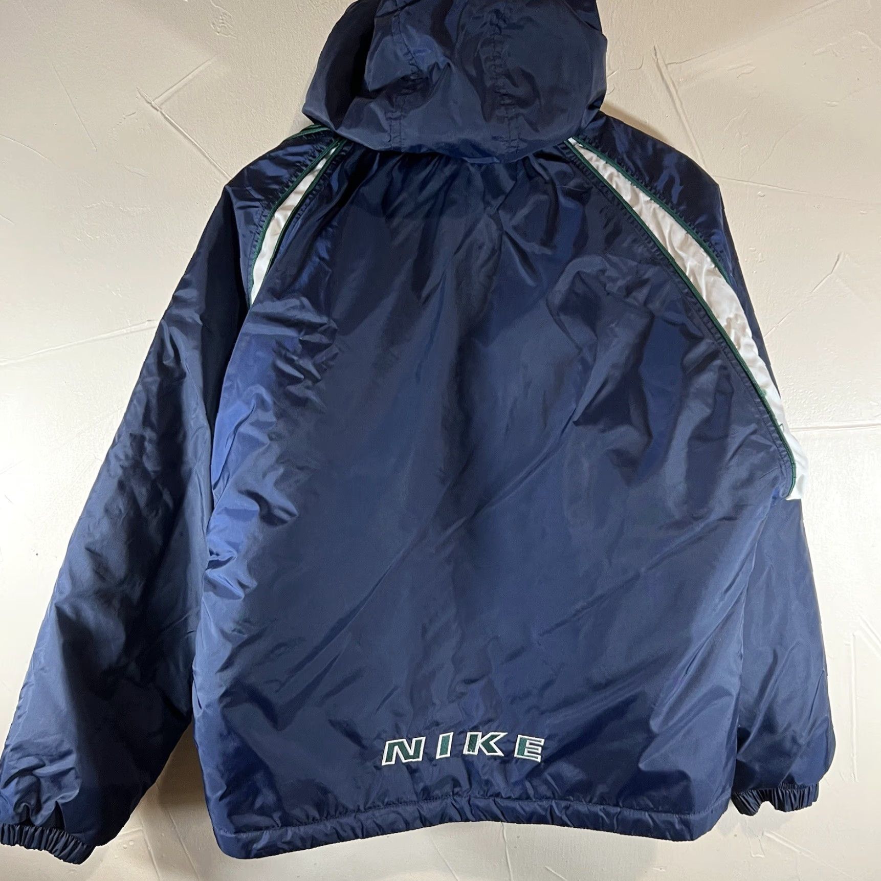 Nike VINTAGE Nike Puffer Jacket Mens Size M Blue Quilted Liner 8-10 Polyester Jacket Size US M / EU 48-50 / 2 - 7 Thumbnail
