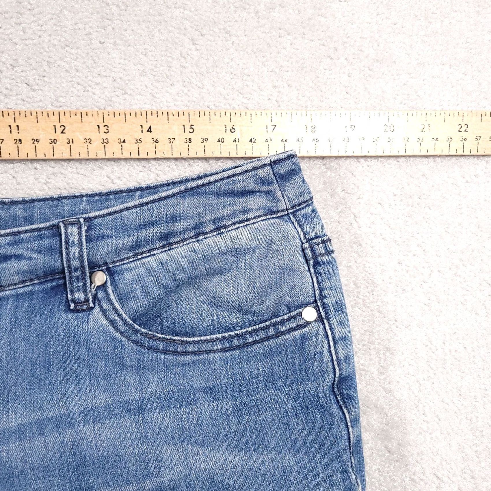 Vintage Christopher & Banks Jeans Women's 10 Tall Denim Straight Leg Mid-Rise Stretch Jeans Size 32" / US 10 / IT 46 - 5 Thumbnail