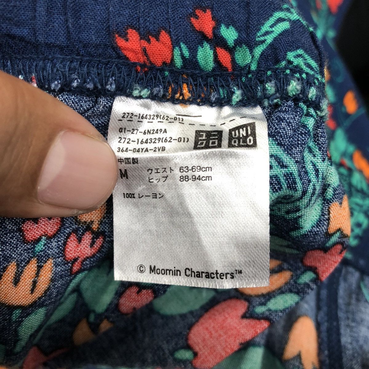 Cartoon Network × Japanese Brand × Uniqlo Uniqlo x Moomin Relaco3/4 Unisex Pants Size US 27 - 8 Thumbnail
