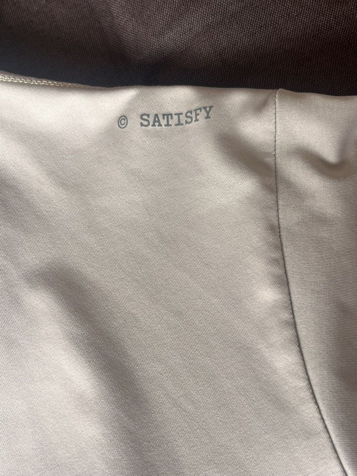 Satisfy Satisfy Auralite Size US L / EU 52-54 / 3 - 6 Thumbnail