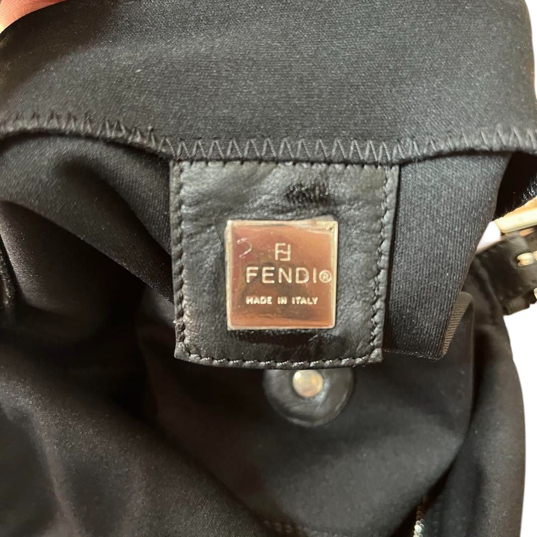 Fendi Fendi - Mamma Bucket Handbag One Shoulder Black Size ONE SIZE - 6 Thumbnail