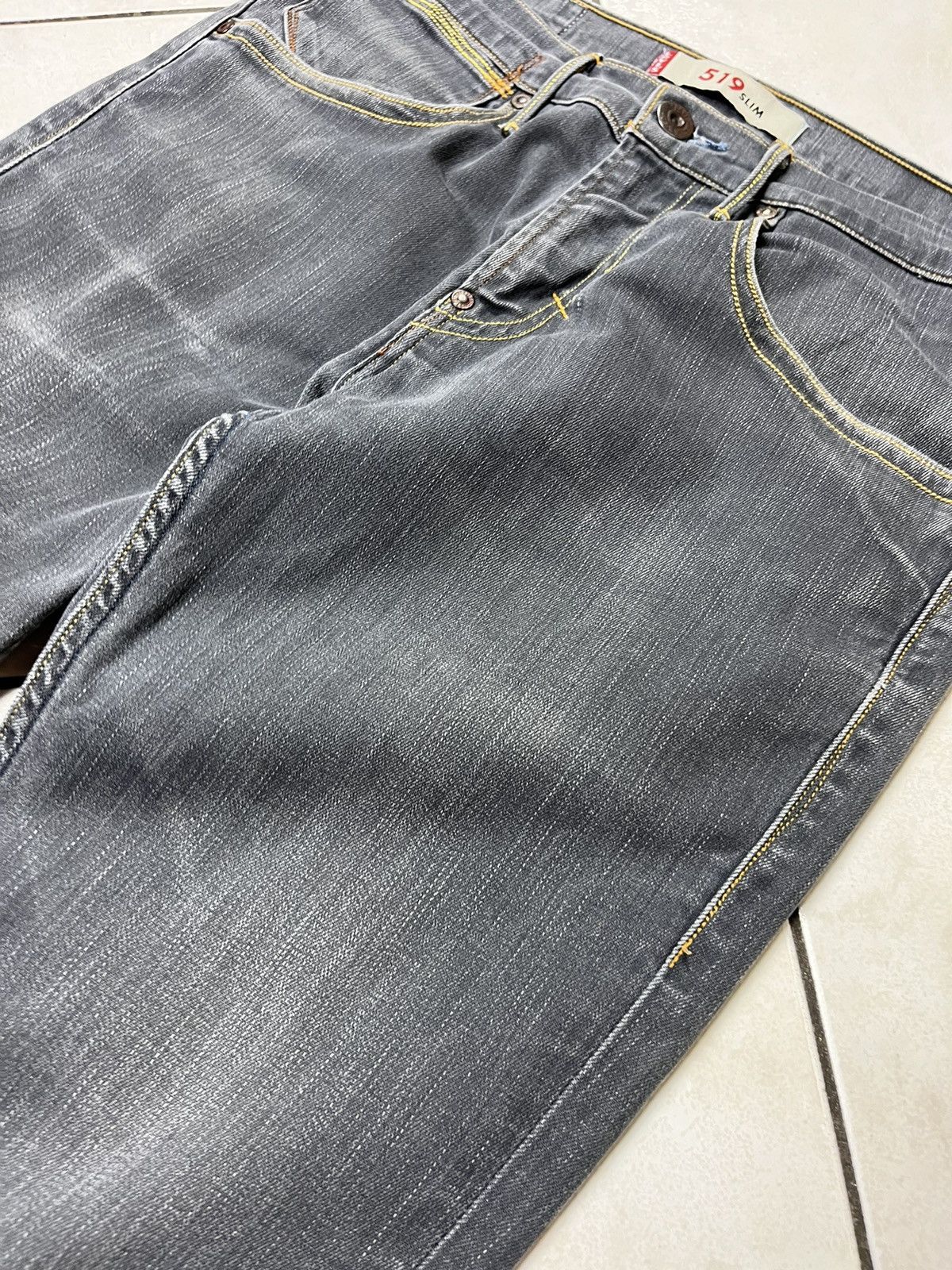 Levi's × Vintage Vintage Levi’s 519 slim denim y2k washed skinny jeans Size US 32 / EU 48 - 8 Thumbnail