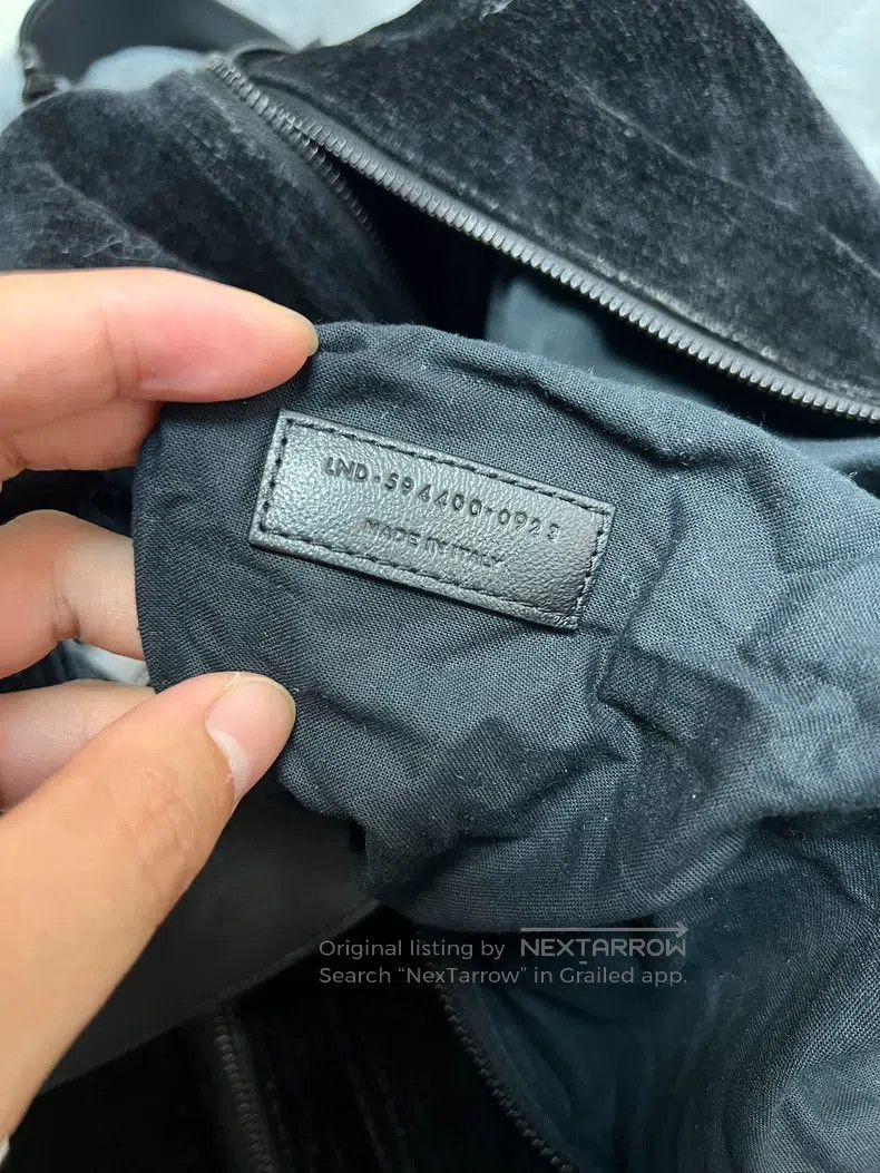 Saint Laurent Paris Saint Laurent Paris Black Velvet Logo Embroidered Travel B Size ONE SIZE - 7 Thumbnail