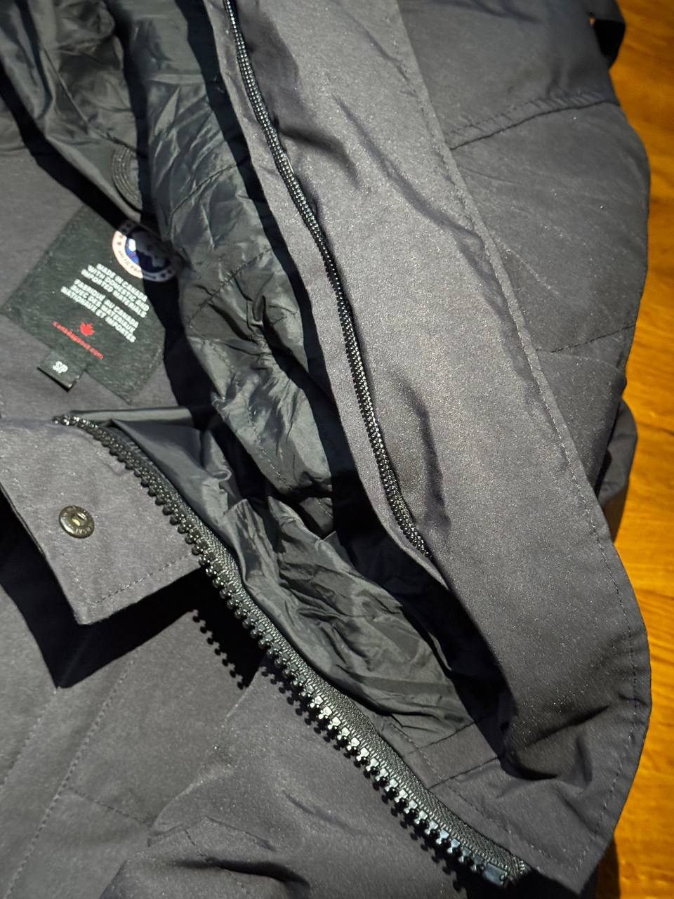 Canada Goose Canada Goose black parka Size US S / EU 44-46 / 1 - 4 Thumbnail