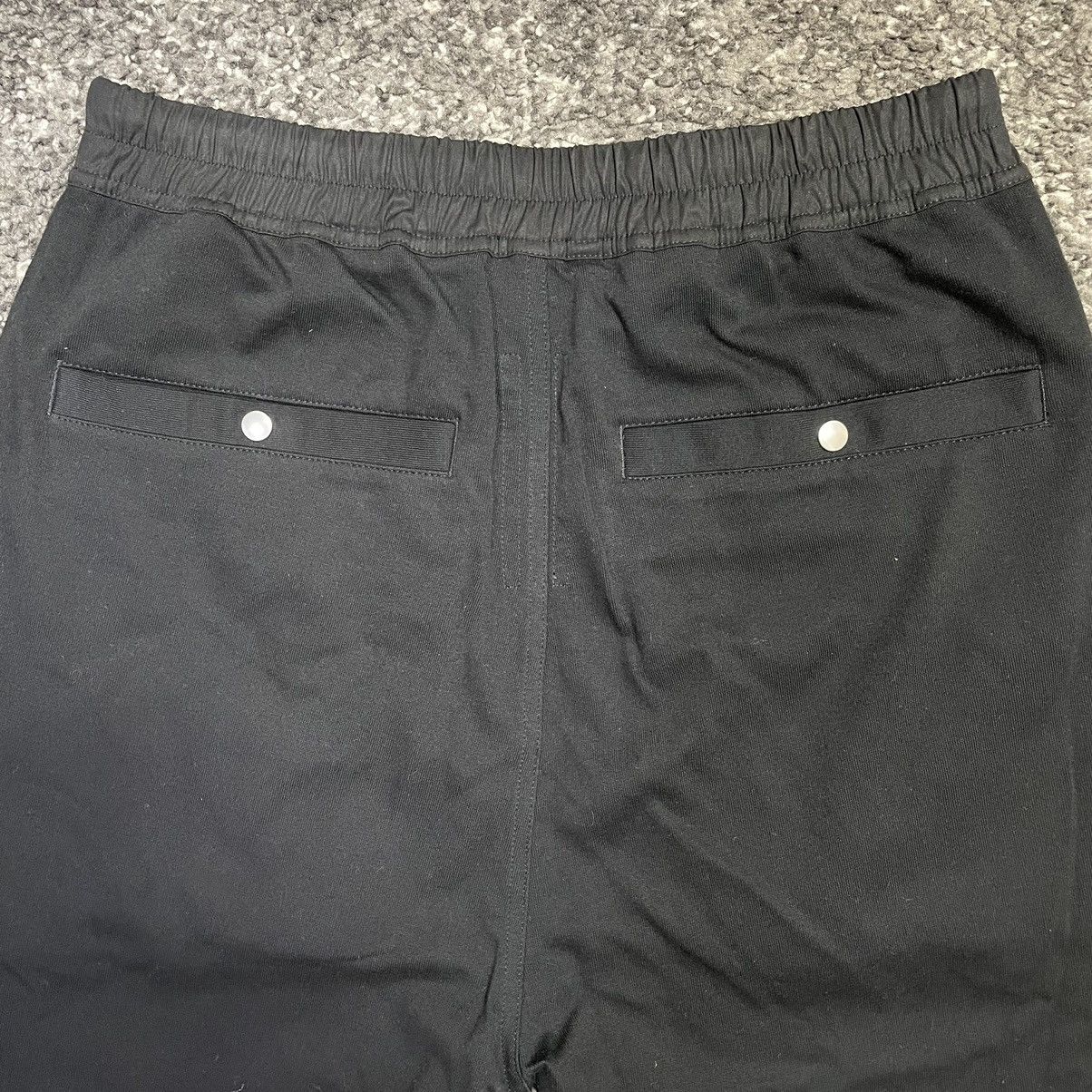 Rick Owens *SOLD* Rick Owens Performa 3/4 Shorts Size US 40 / EU 56 - 4 Thumbnail