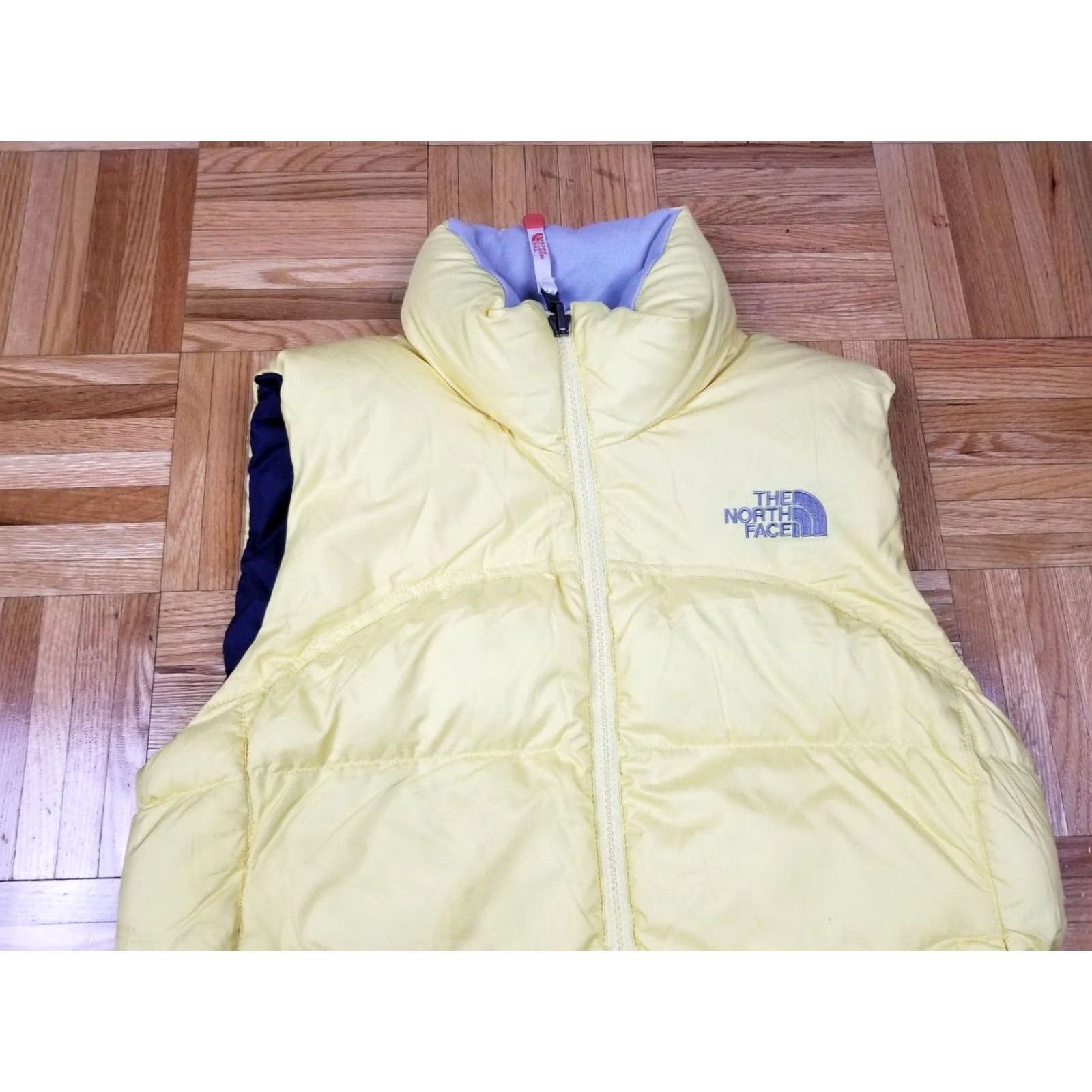 The North Face The North Face Vest Women’s XS Small Down 700 Yellow Nuptse Classic Regular Size Vest Size L / US 10 / IT 46 - 2 Thumbnail