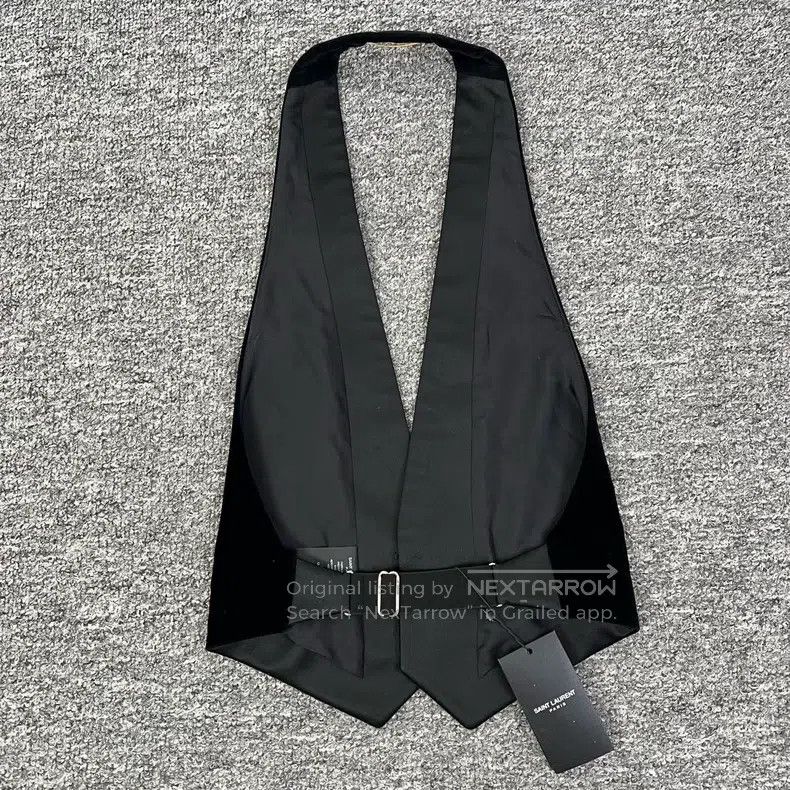 Saint Laurent Paris Saint Laurent Paris Black Velvet Vest Size XXS / US 00 / IT 34 - 2 Thumbnail