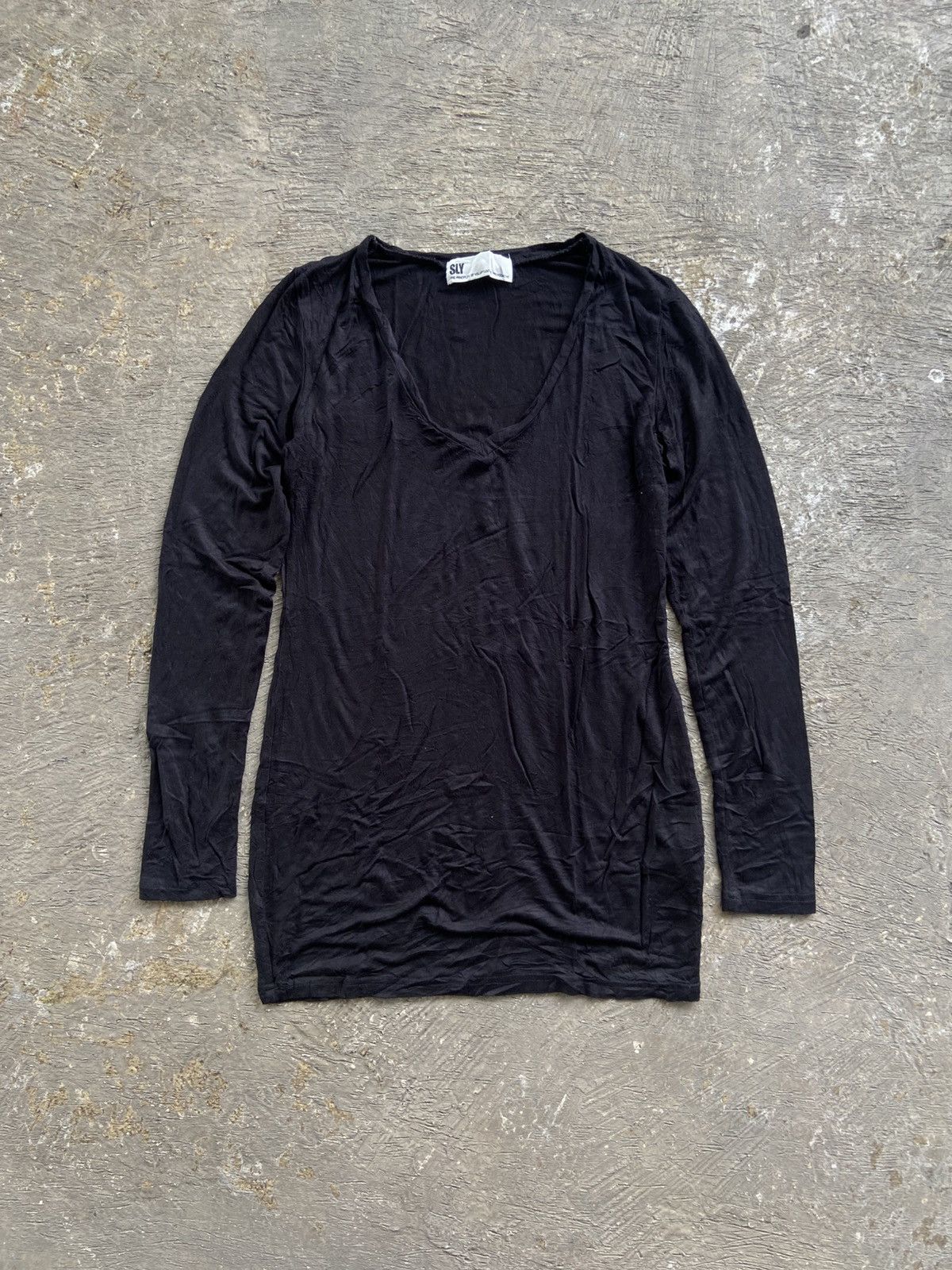 Japanese Brand 2000s SLY - Vkei Style Vneck Long Sleeve T-Shirt Size S / US 4 / IT 40 - 1 Thumbnail