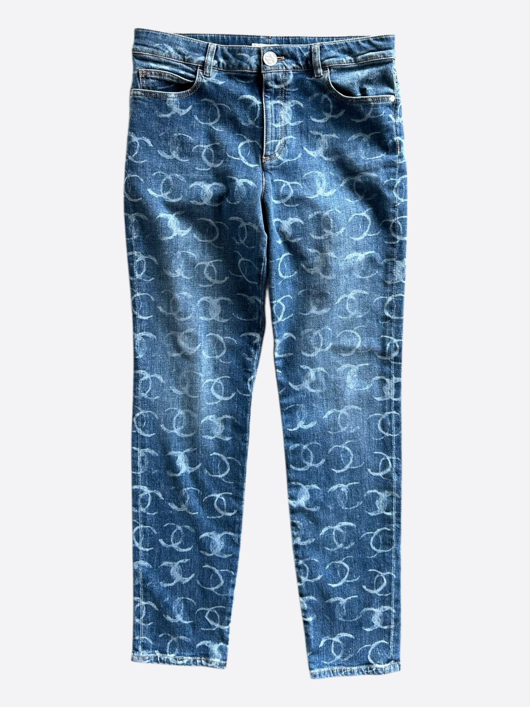 Chanel Chanel Blue & White 23B CC Logo Sequin Women's Denim Jeans Size 42" / US 20 - 1 Thumbnail