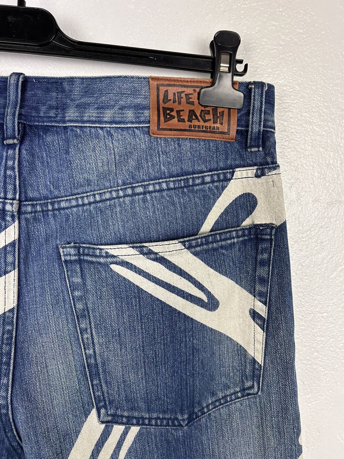 Life's a Beach Life's A Beach Allover Bones Print Denim Jeans Surfing Size US 34 / EU 50 - 7 Thumbnail