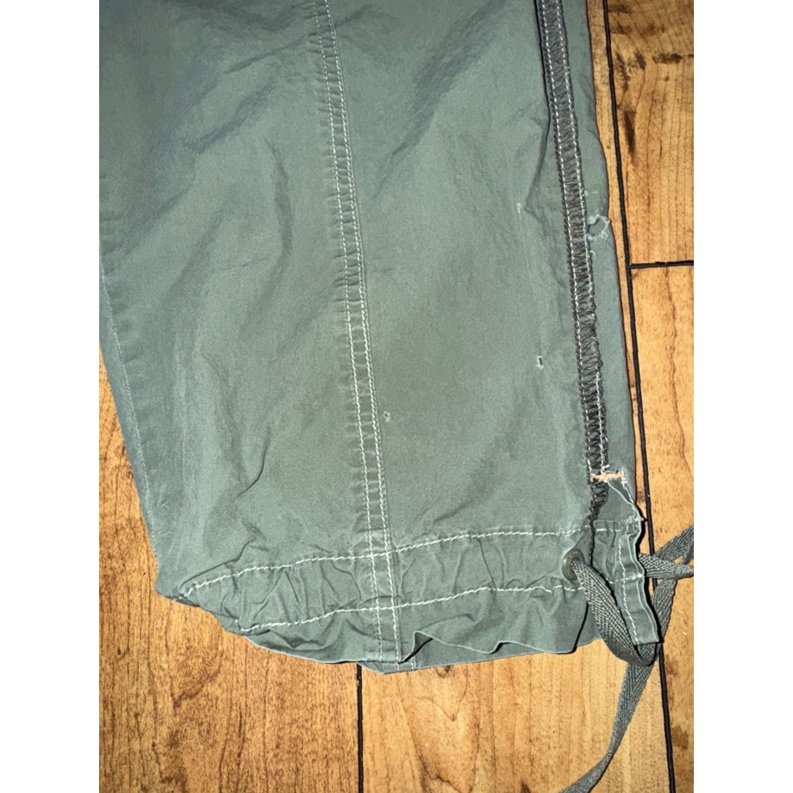 Vintage VINTAGE Union Bay Capris Pants Green Size 13 Woman Regular Pants Capris Green Union Bay Women 13 Size Size 34" / US 12 / IT 48 - 2 Thumbnail