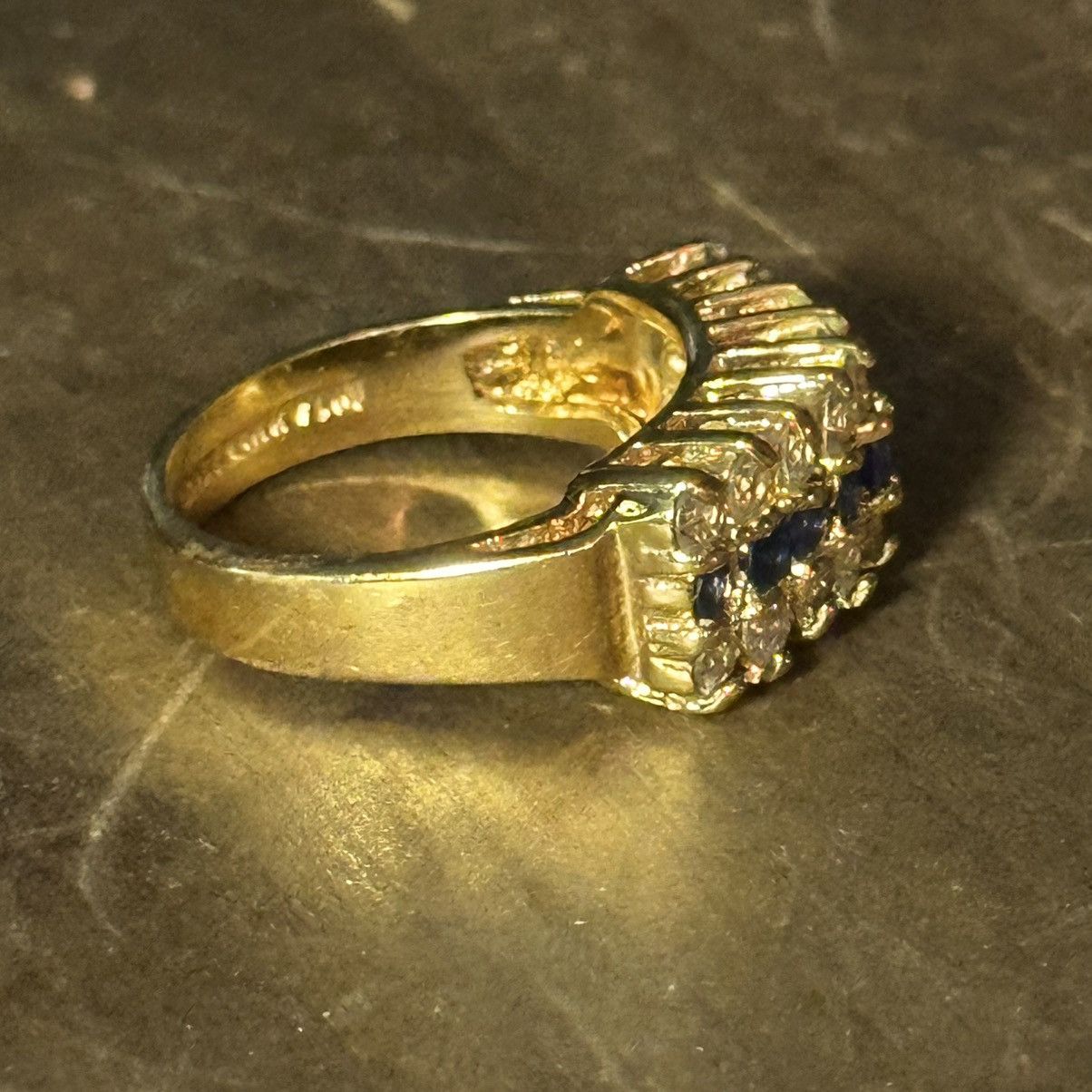 Vintage Vintage LIND 14KHGE blue sapphire and CZ rooftop ring Size ONE SIZE - 6 Thumbnail