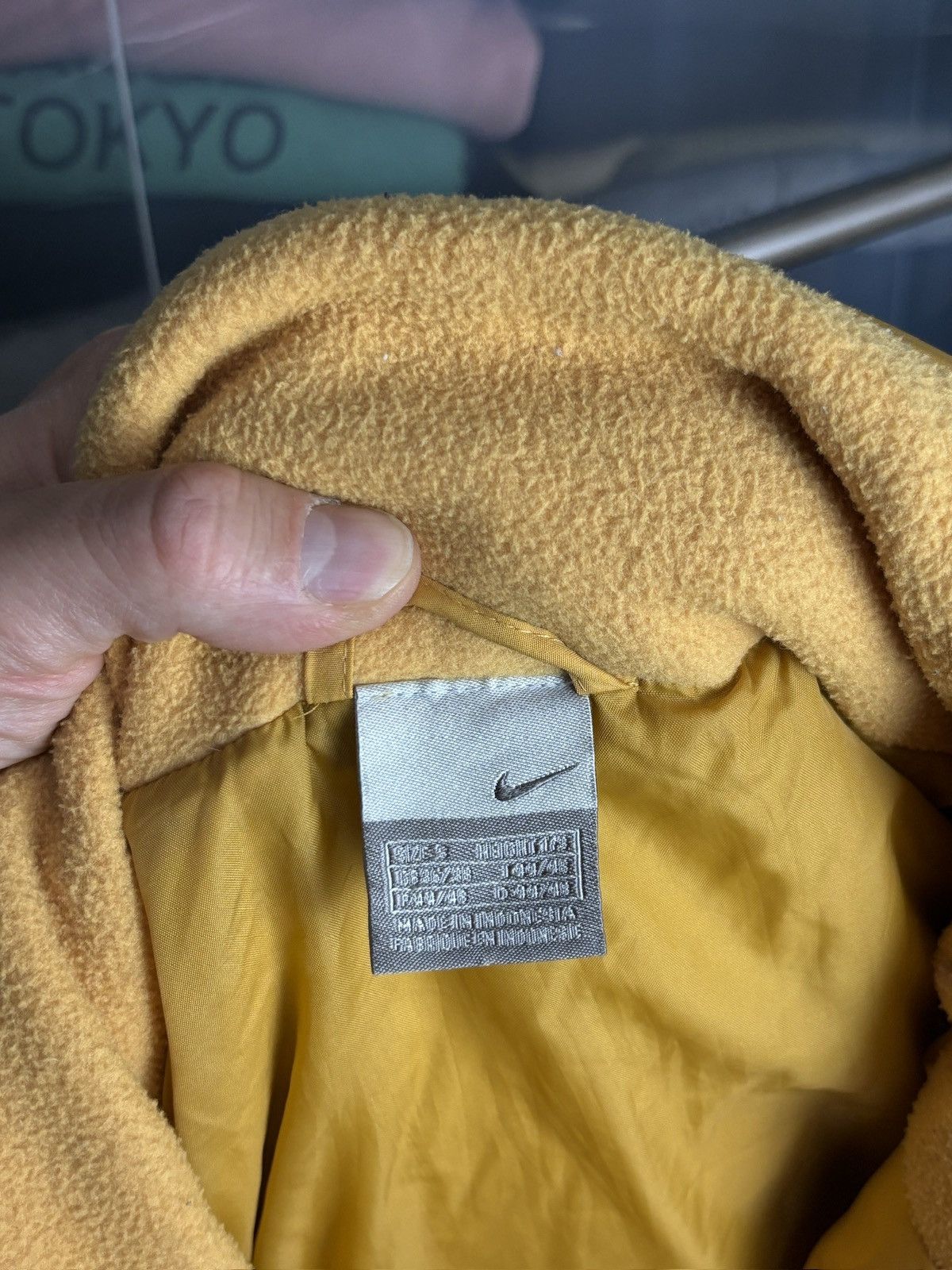 Nike 00s Nike Down Vest Vintage Outdoor Puffer Size US S / EU 44-46 / 1 - 7 Thumbnail