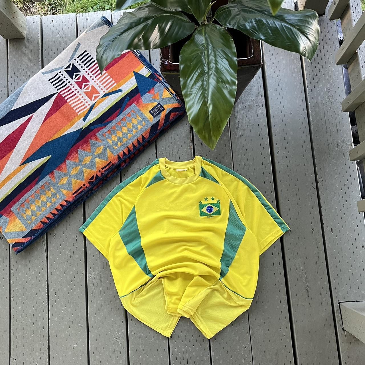 Vintage Vintage Brazil soccer jersey Brasil size XL Size US L / EU 52-54 / 3 - 2 Thumbnail