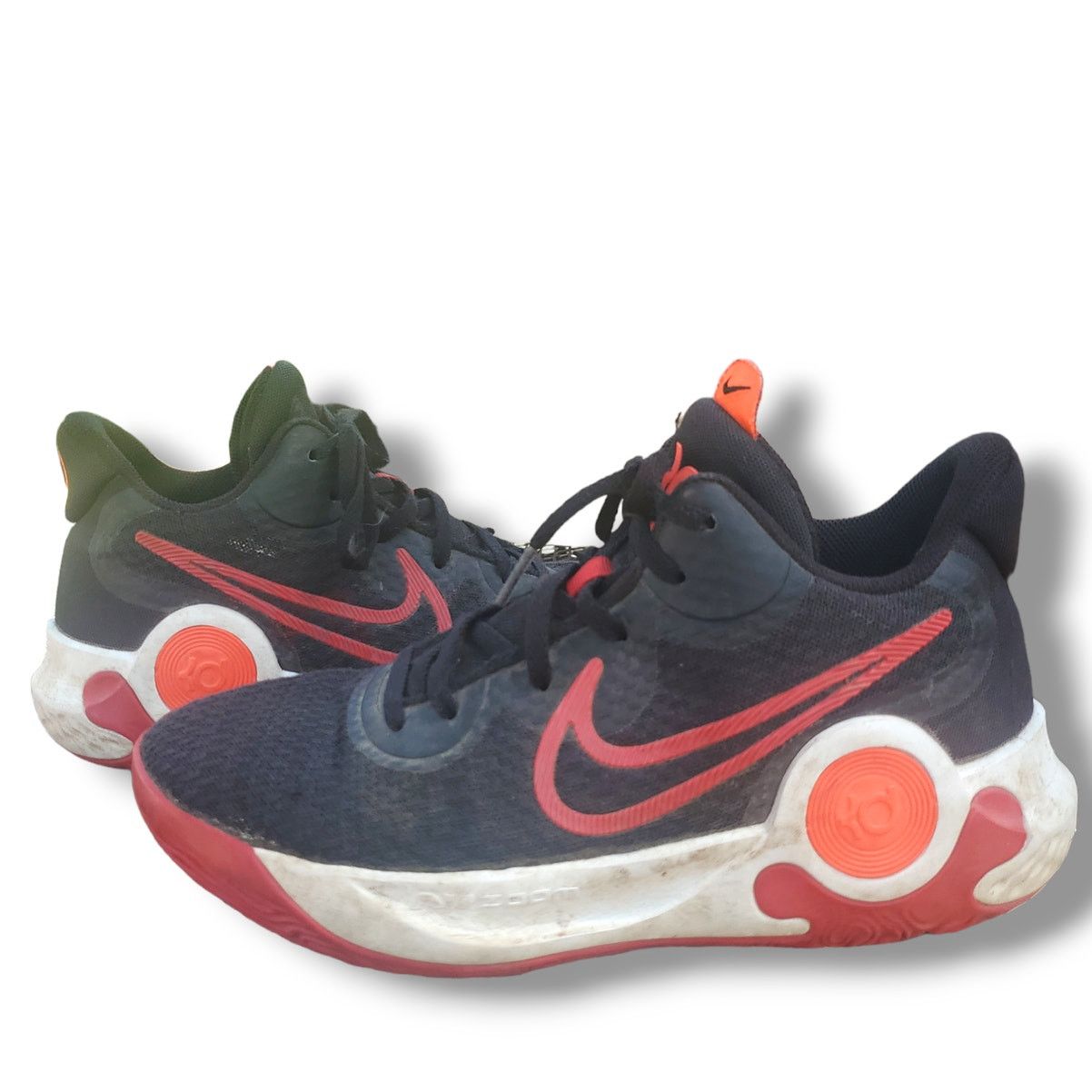 Nike Nike | Renew Black and Red Basketball Shoes | Size 7 Size US 7 / EU 40 - 1 Thumbnail