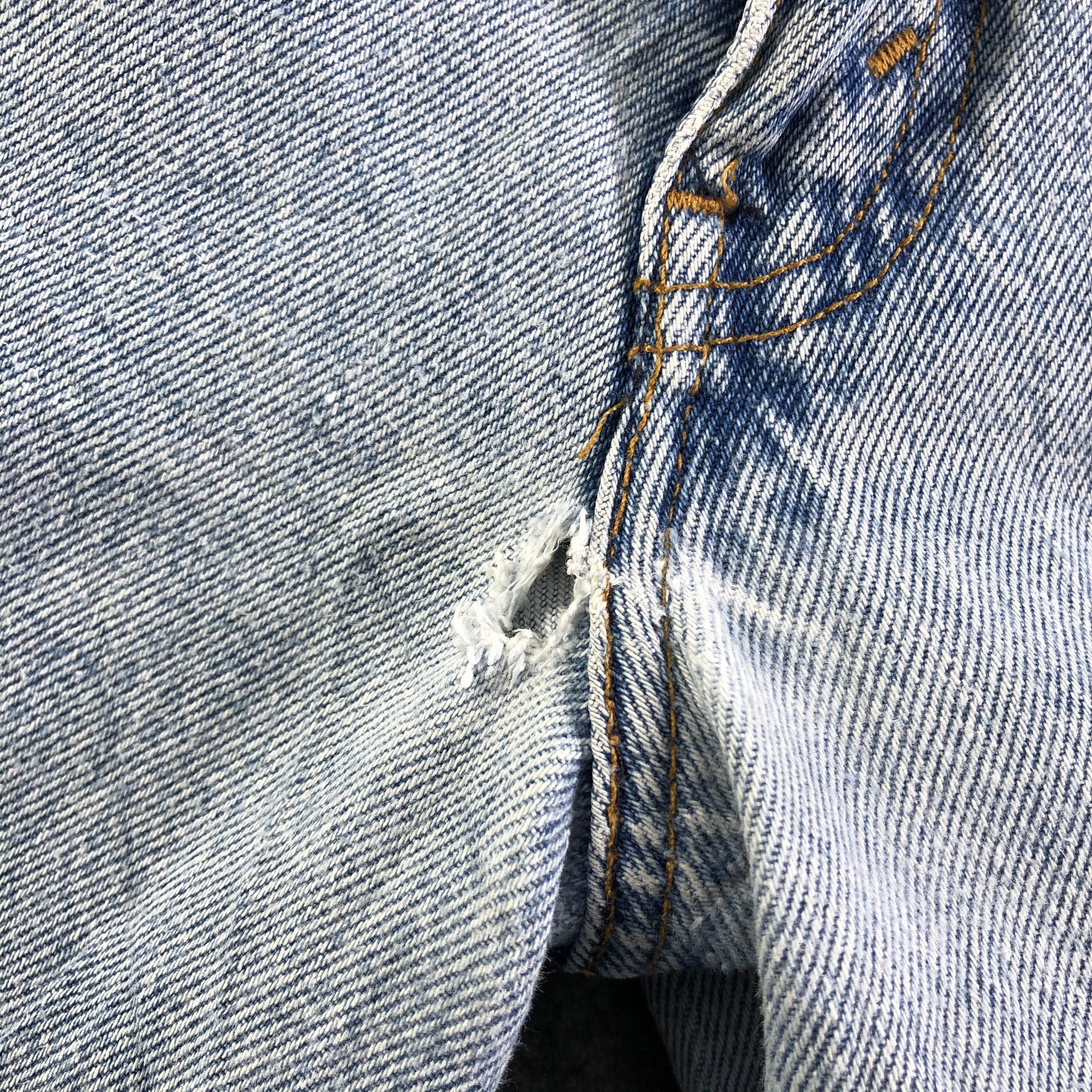 Levi's Vintage Light Wash Levis 560 Jeans-J3579 Size US 32 / EU 48 - 7 Thumbnail